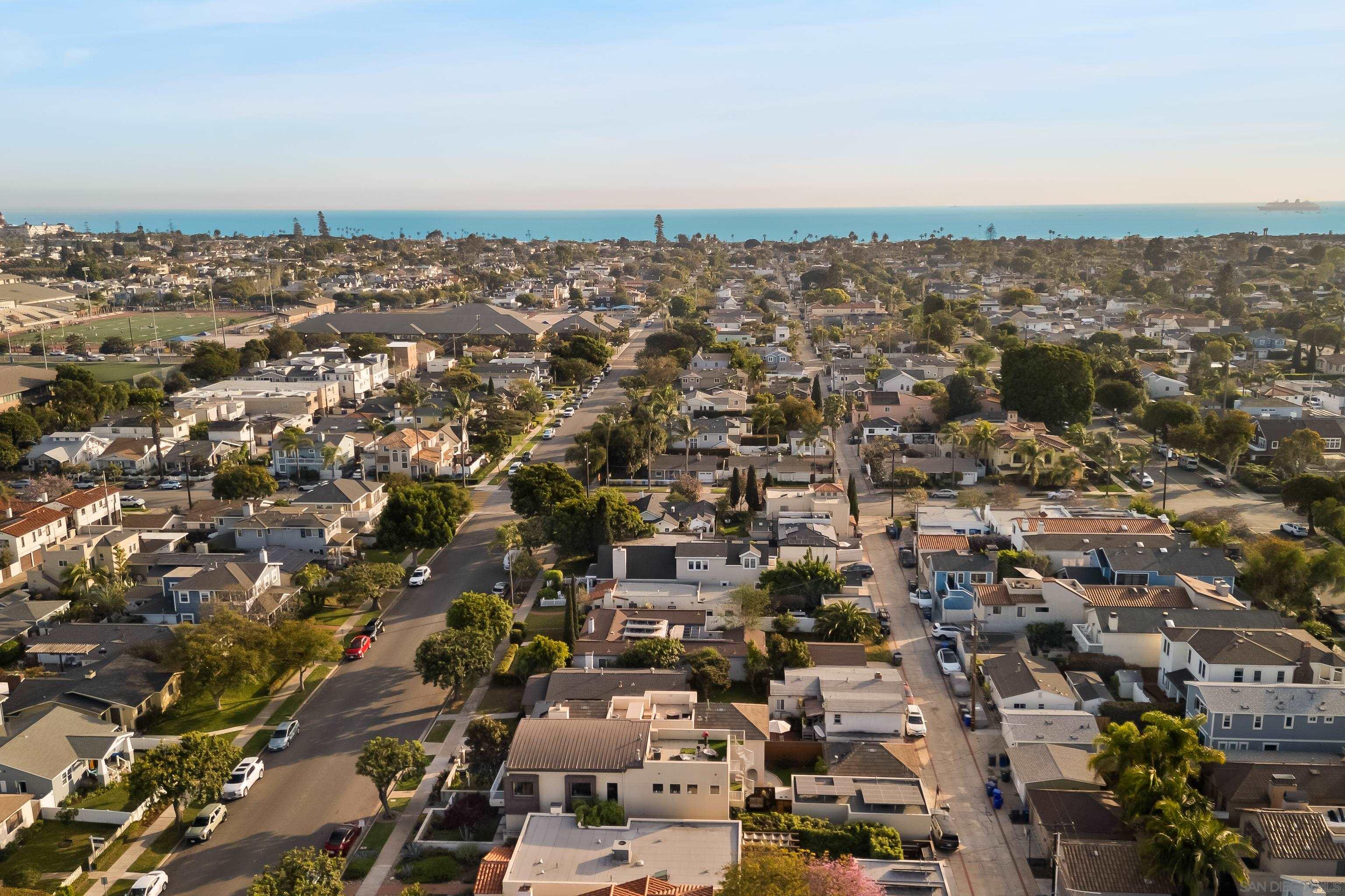 Detail Gallery Image 67 of 69 For 438  H, Coronado,  CA 92118 - 4 Beds | 2/1 Baths