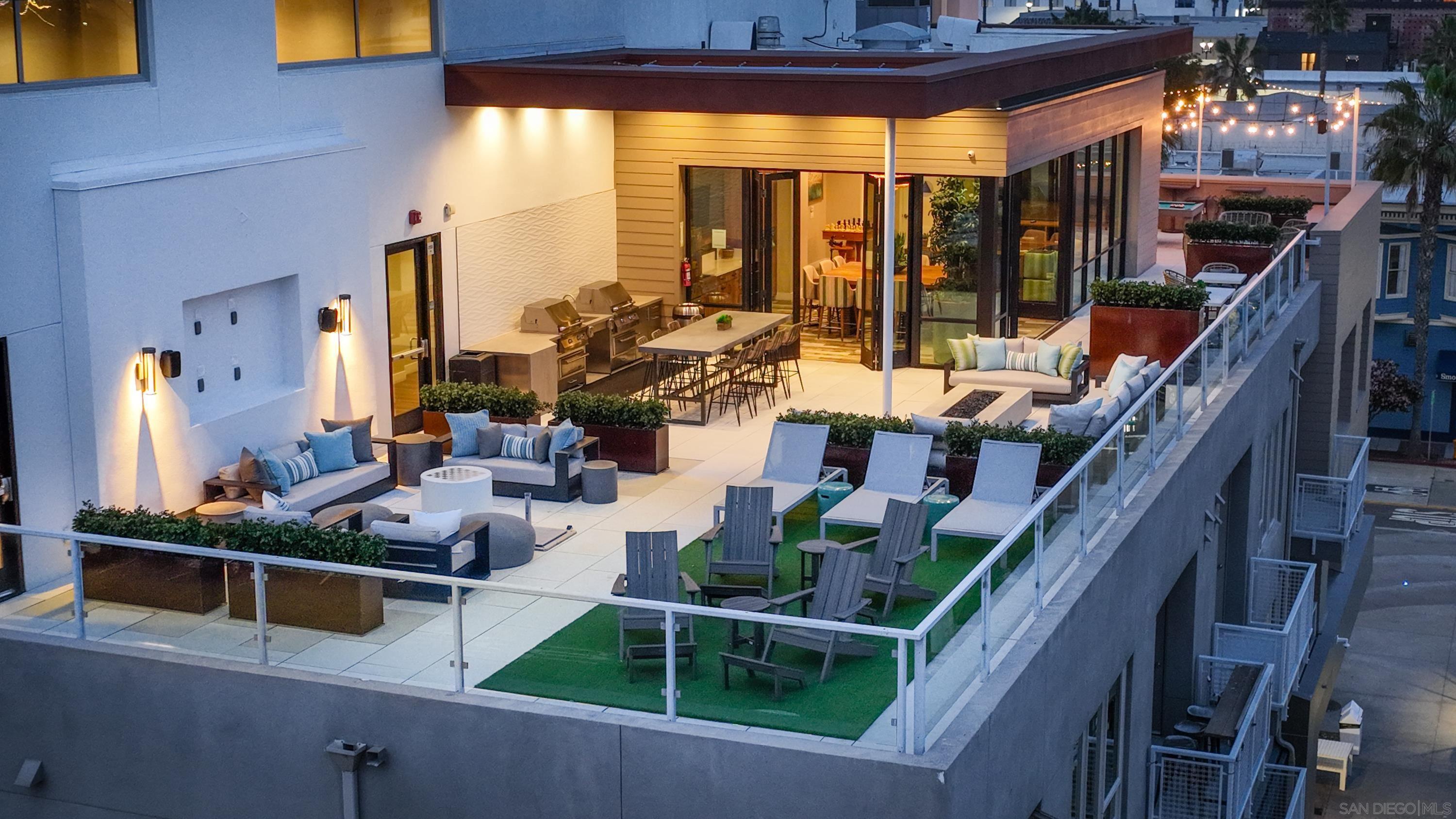 Detail Gallery Image 15 of 26 For 355 N Cleveland Street  #304,  Oceanside,  CA 92054 - 2 Beds | 2 Baths