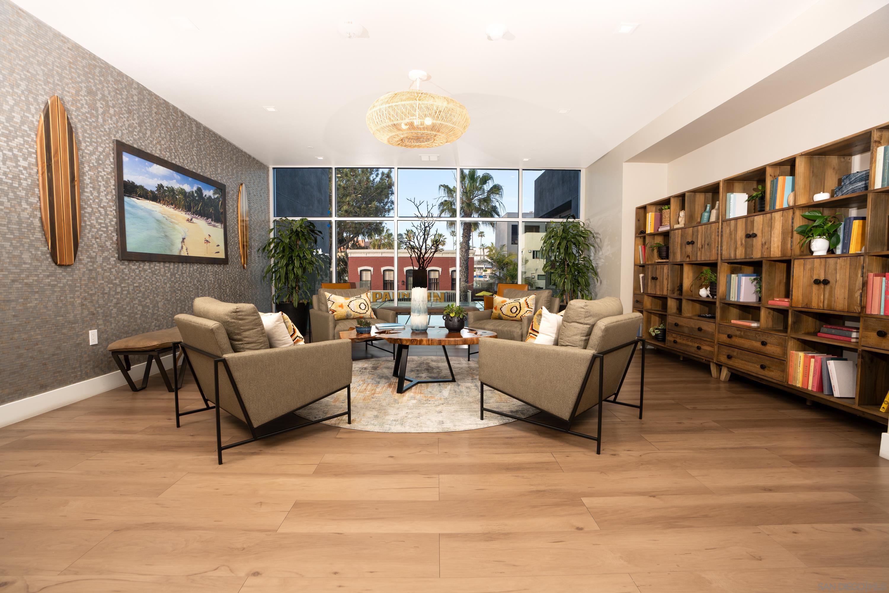 Detail Gallery Image 20 of 26 For 355 N Cleveland Street  #304,  Oceanside,  CA 92054 - 2 Beds | 2 Baths