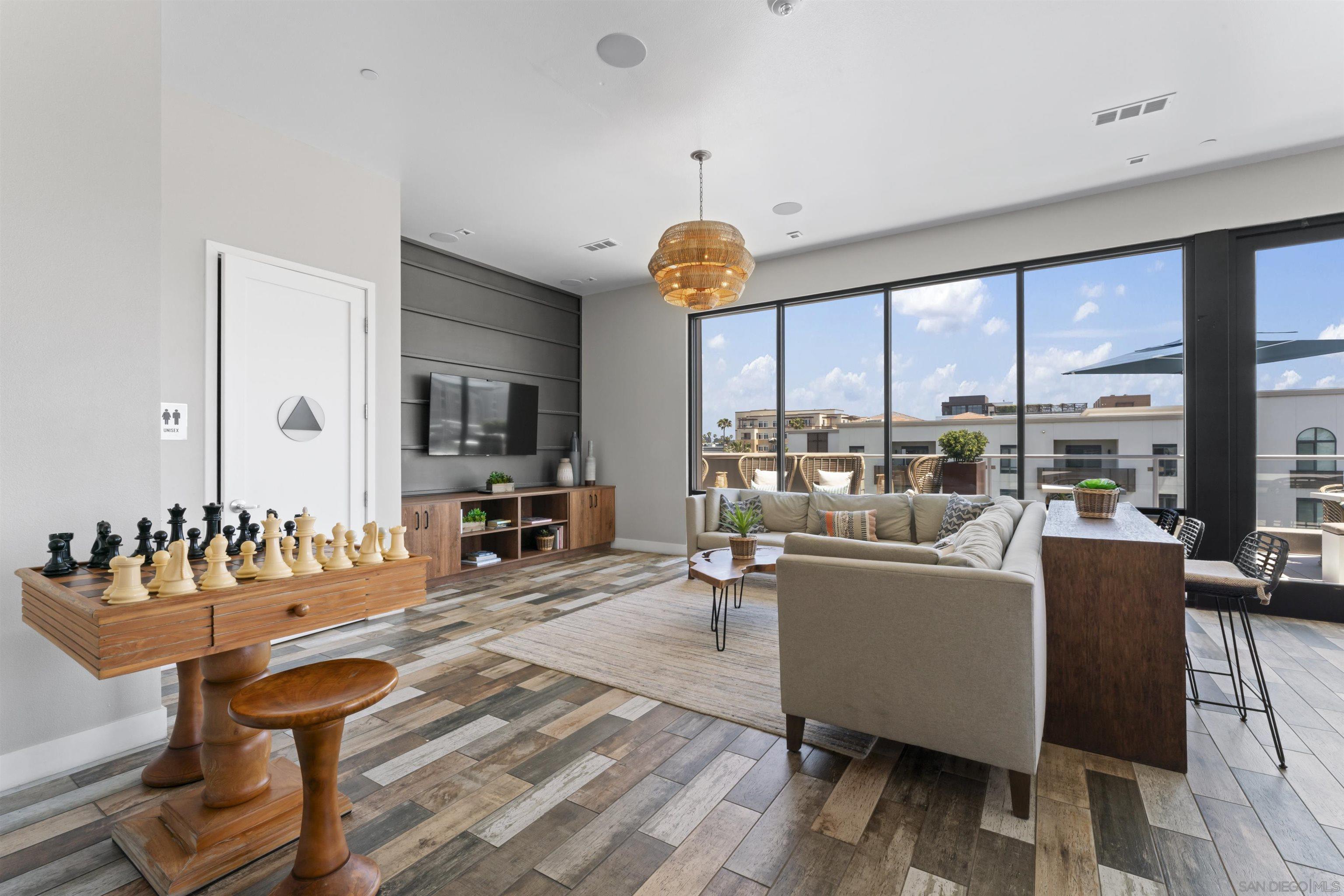 Detail Gallery Image 21 of 26 For 355 N Cleveland Street  #304,  Oceanside,  CA 92054 - 2 Beds | 2 Baths