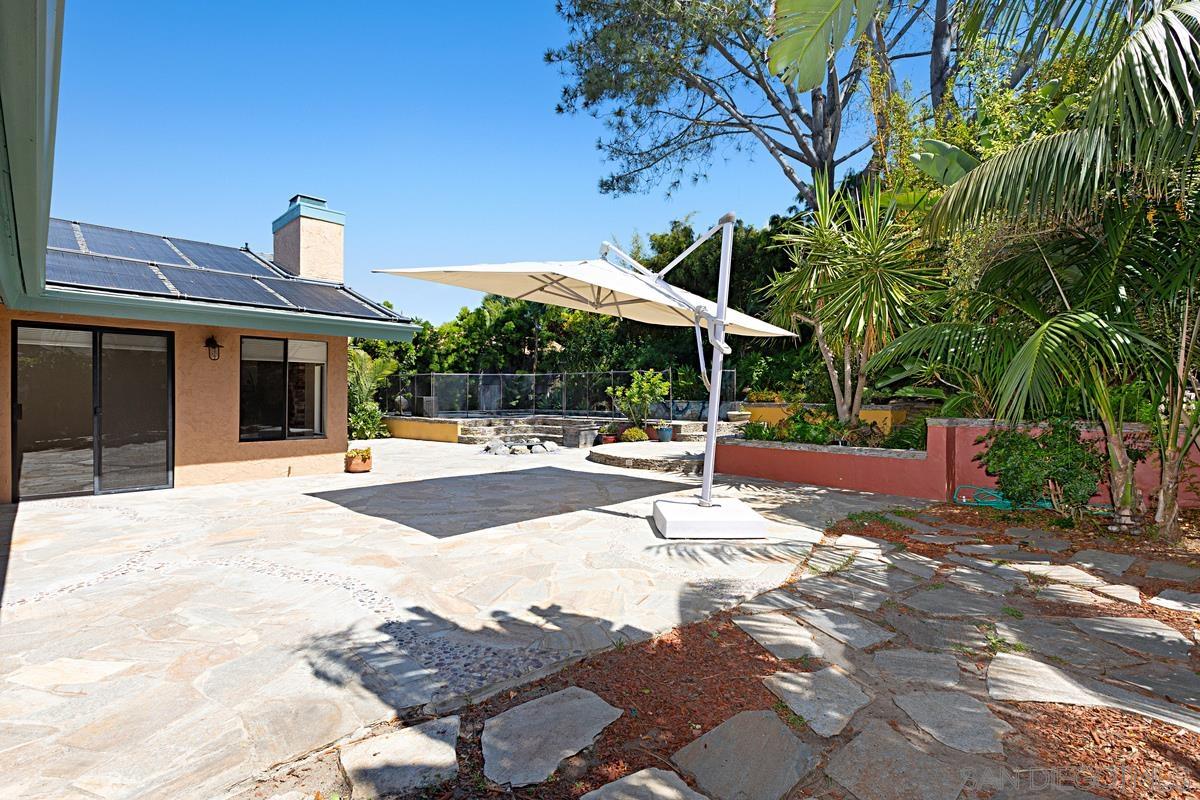 Detail Gallery Image 15 of 37 For 2023  via Tiempo, Cardiff By The Sea,  CA 92007 - 5 Beds | 3 Baths