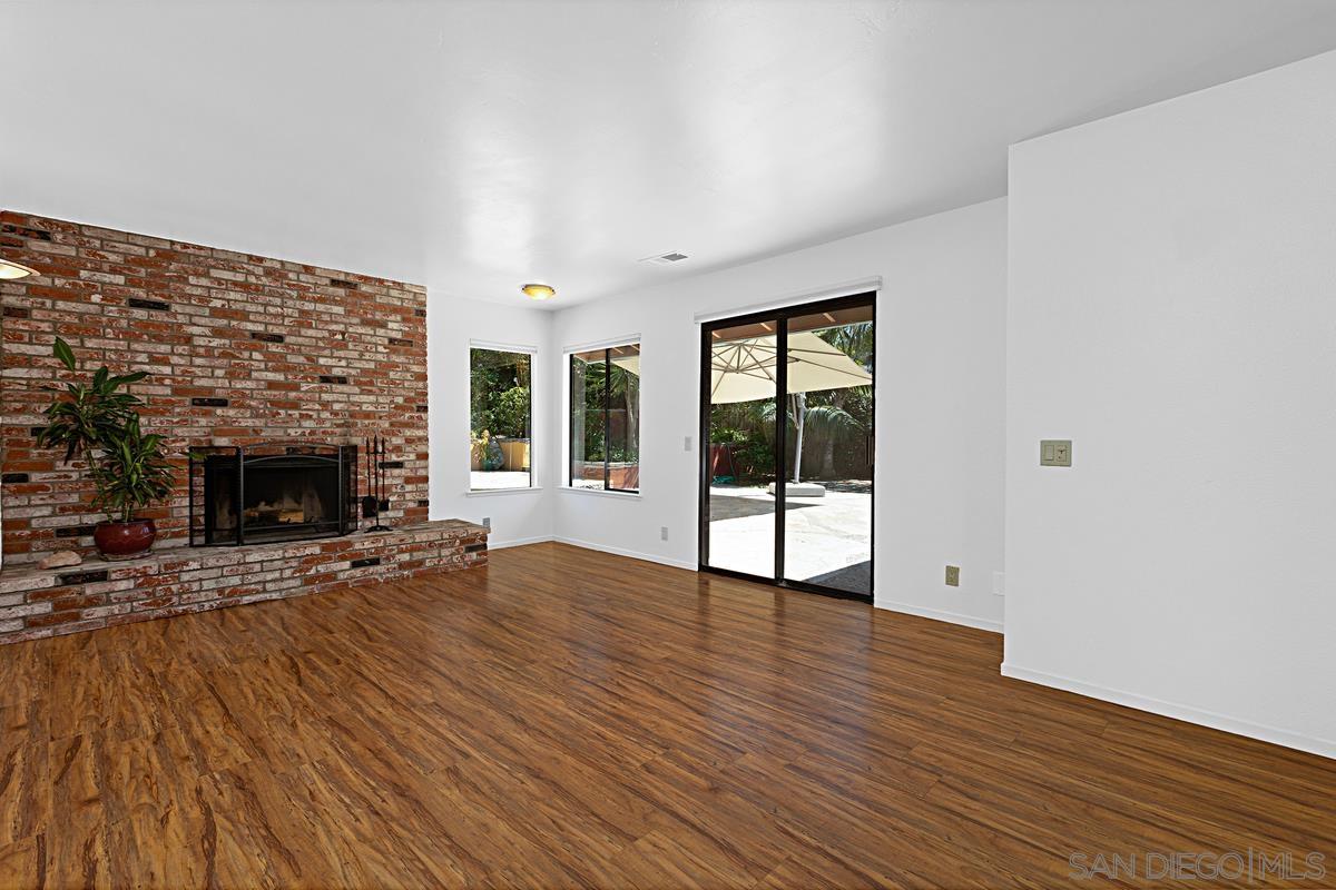 Detail Gallery Image 22 of 37 For 2023  via Tiempo, Cardiff By The Sea,  CA 92007 - 5 Beds | 3 Baths