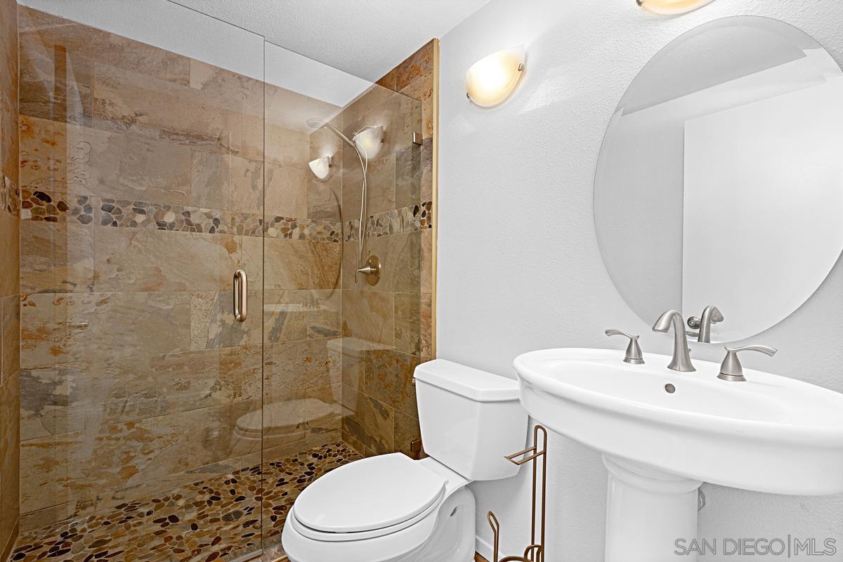 Detail Gallery Image 29 of 37 For 2023  via Tiempo, Cardiff By The Sea,  CA 92007 - 5 Beds | 3 Baths