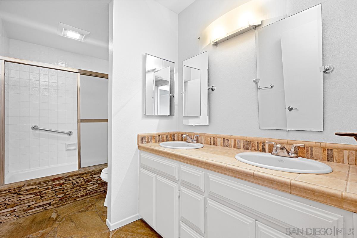 Detail Gallery Image 32 of 37 For 2023  via Tiempo, Cardiff By The Sea,  CA 92007 - 5 Beds | 3 Baths