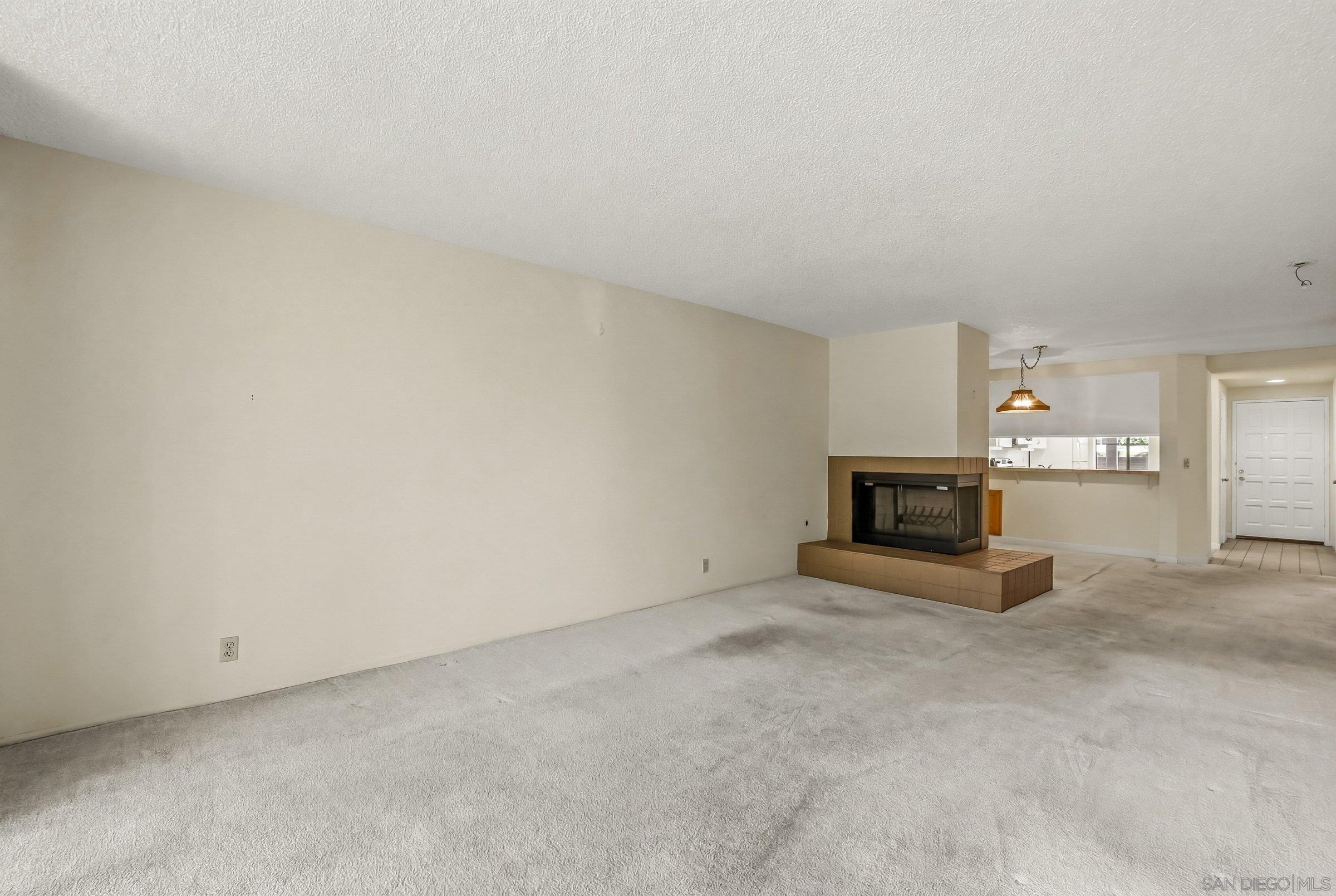 Detail Gallery Image 8 of 18 For 3130  Avenida De Portugal  #102,  San Diego,  CA 92106 - 2 Beds | 2 Baths