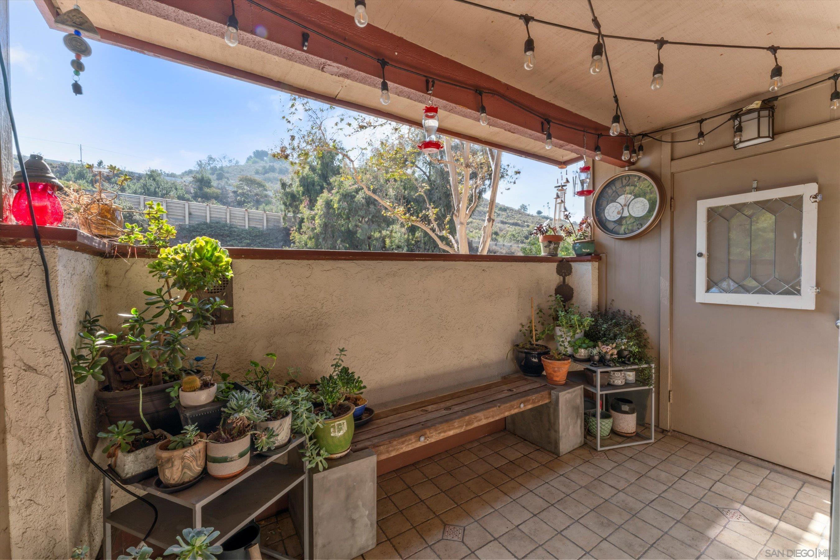 Detail Gallery Image 18 of 21 For 5483  Adobe Falls Rd.  #7,  San Diego,  CA 92120 - 2 Beds | 2 Baths