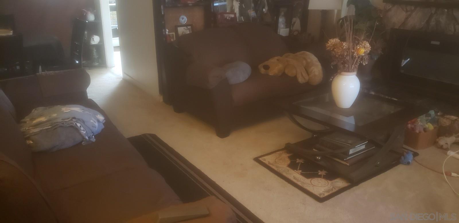 Detail Gallery Image 2 of 7 For 690 E 30th, National City,  CA 91950 - 3 Beds | 1 Baths