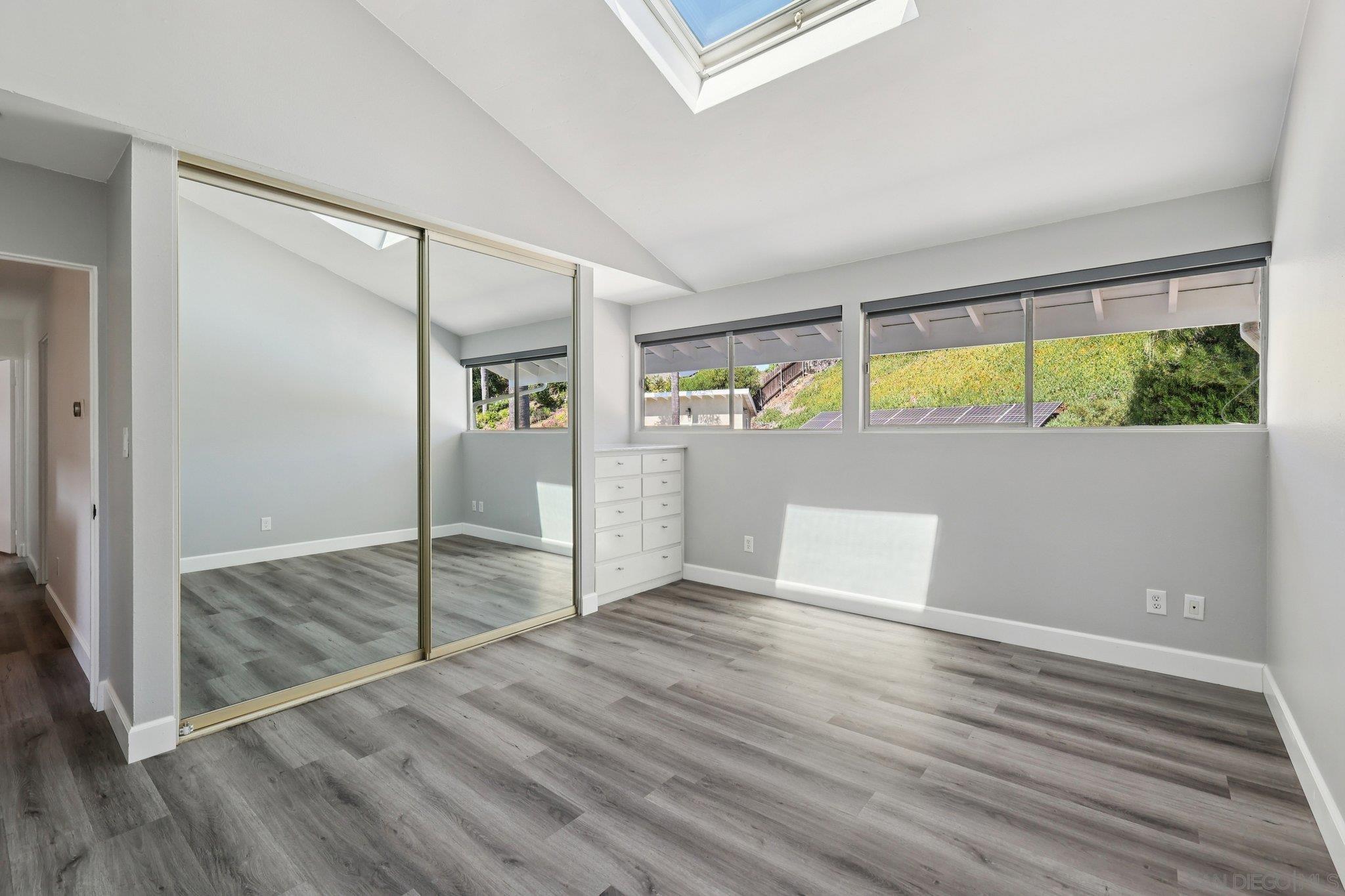 Detail Gallery Image 19 of 72 For 5727  Honors, San Diego,  CA 92122 - 4 Beds | 2/1 Baths