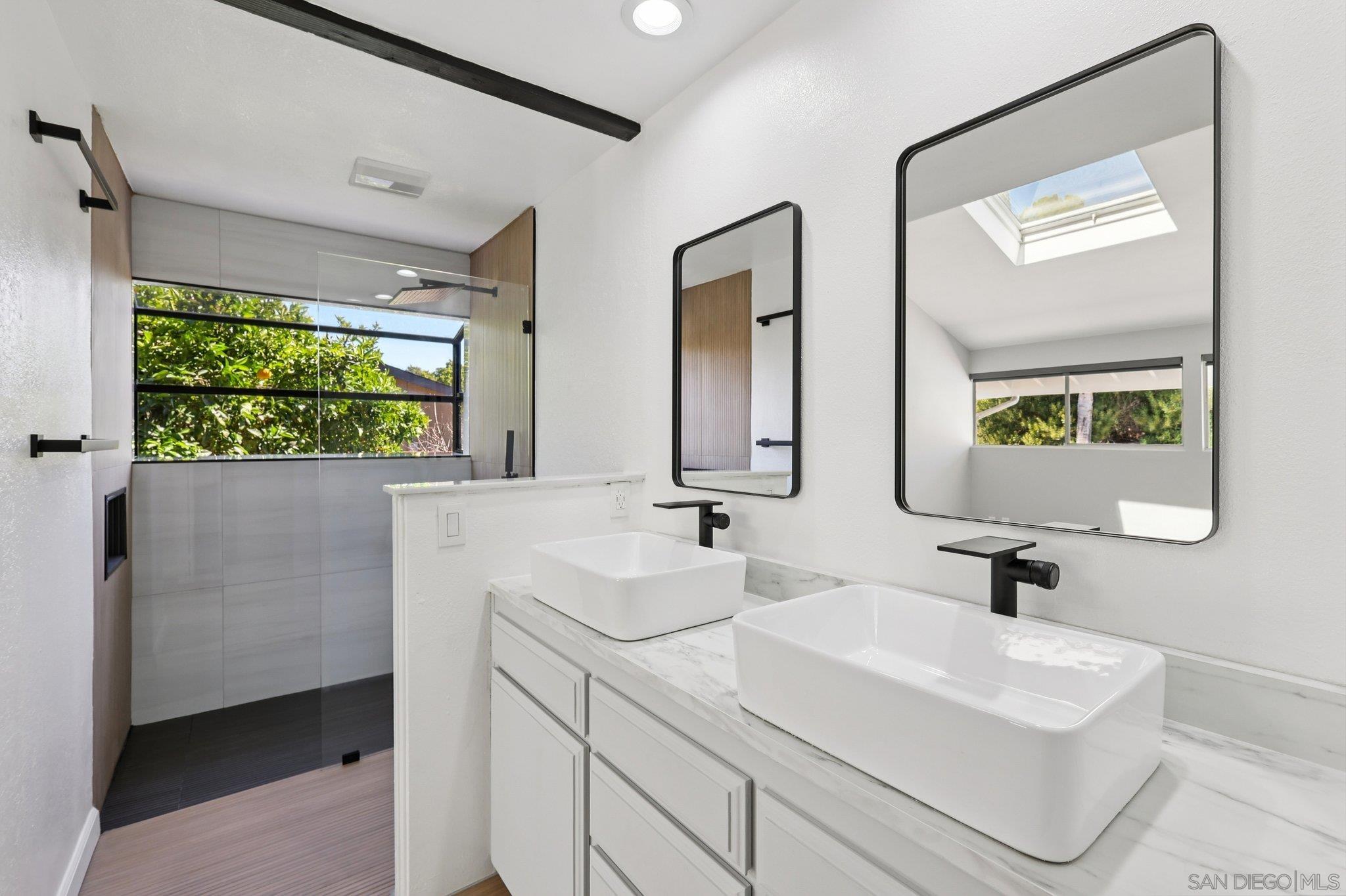 Detail Gallery Image 20 of 72 For 5727  Honors, San Diego,  CA 92122 - 4 Beds | 2/1 Baths