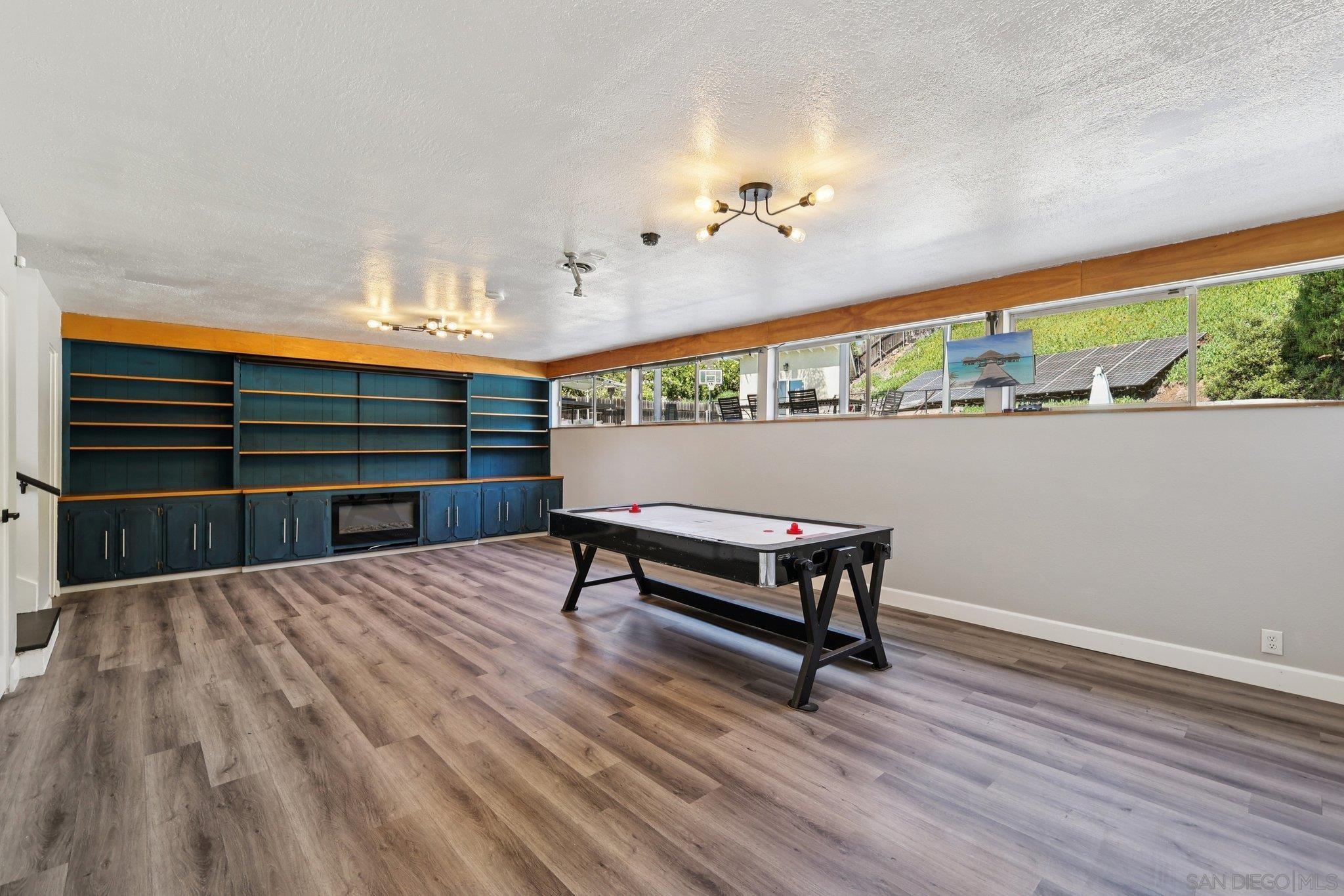 Detail Gallery Image 30 of 72 For 5727  Honors, San Diego,  CA 92122 - 4 Beds | 2/1 Baths