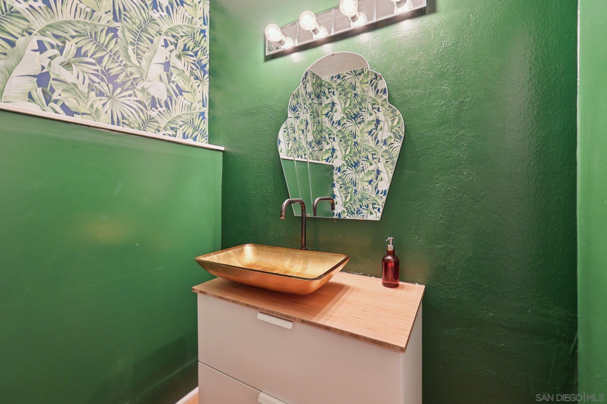 Detail Gallery Image 35 of 72 For 5727  Honors, San Diego,  CA 92122 - 4 Beds | 2/1 Baths