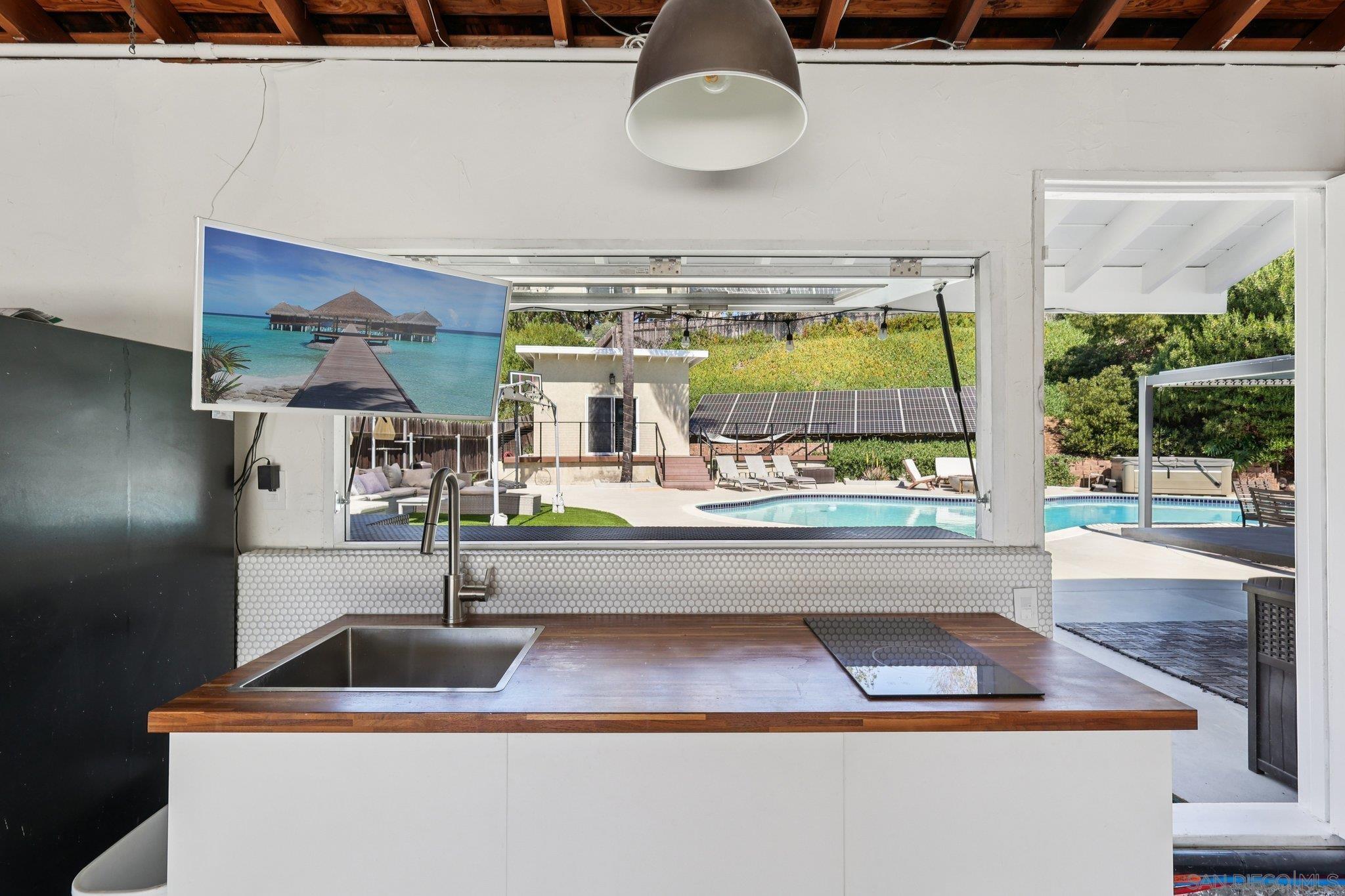 Detail Gallery Image 38 of 72 For 5727  Honors, San Diego,  CA 92122 - 4 Beds | 2/1 Baths