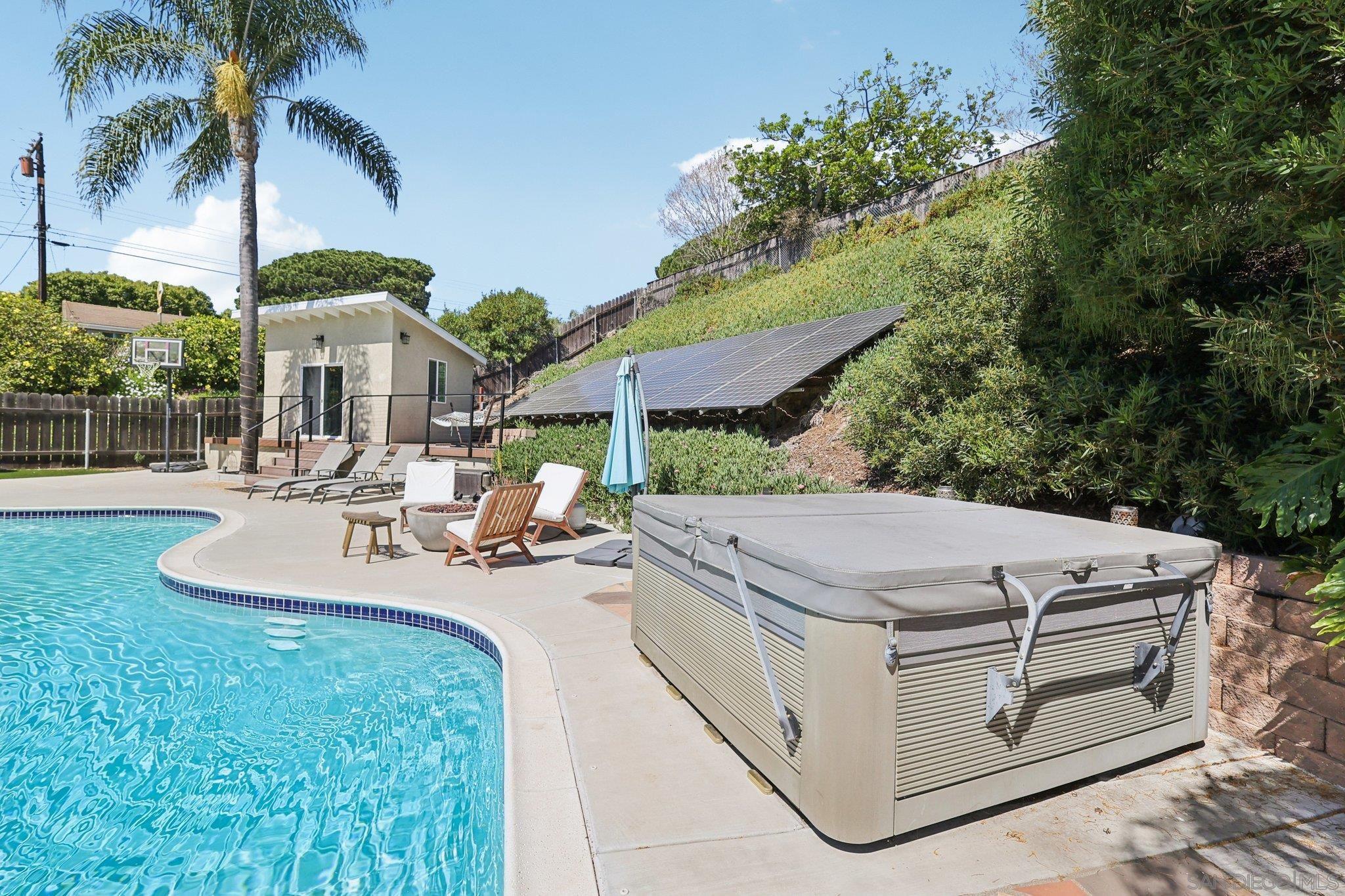 Detail Gallery Image 50 of 72 For 5727  Honors, San Diego,  CA 92122 - 4 Beds | 2/1 Baths