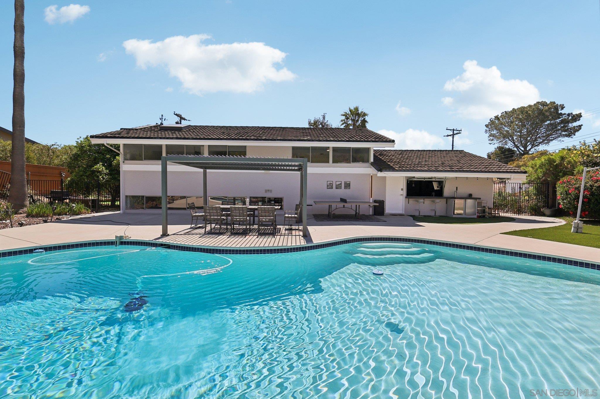 Detail Gallery Image 55 of 72 For 5727  Honors, San Diego,  CA 92122 - 4 Beds | 2/1 Baths