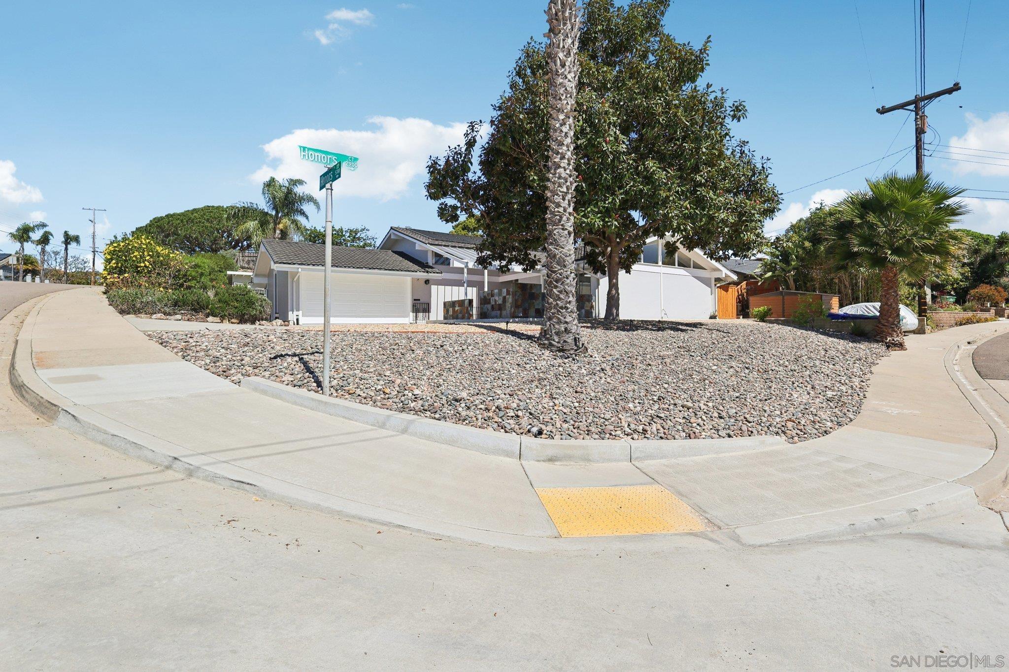 Detail Gallery Image 63 of 72 For 5727  Honors, San Diego,  CA 92122 - 4 Beds | 2/1 Baths