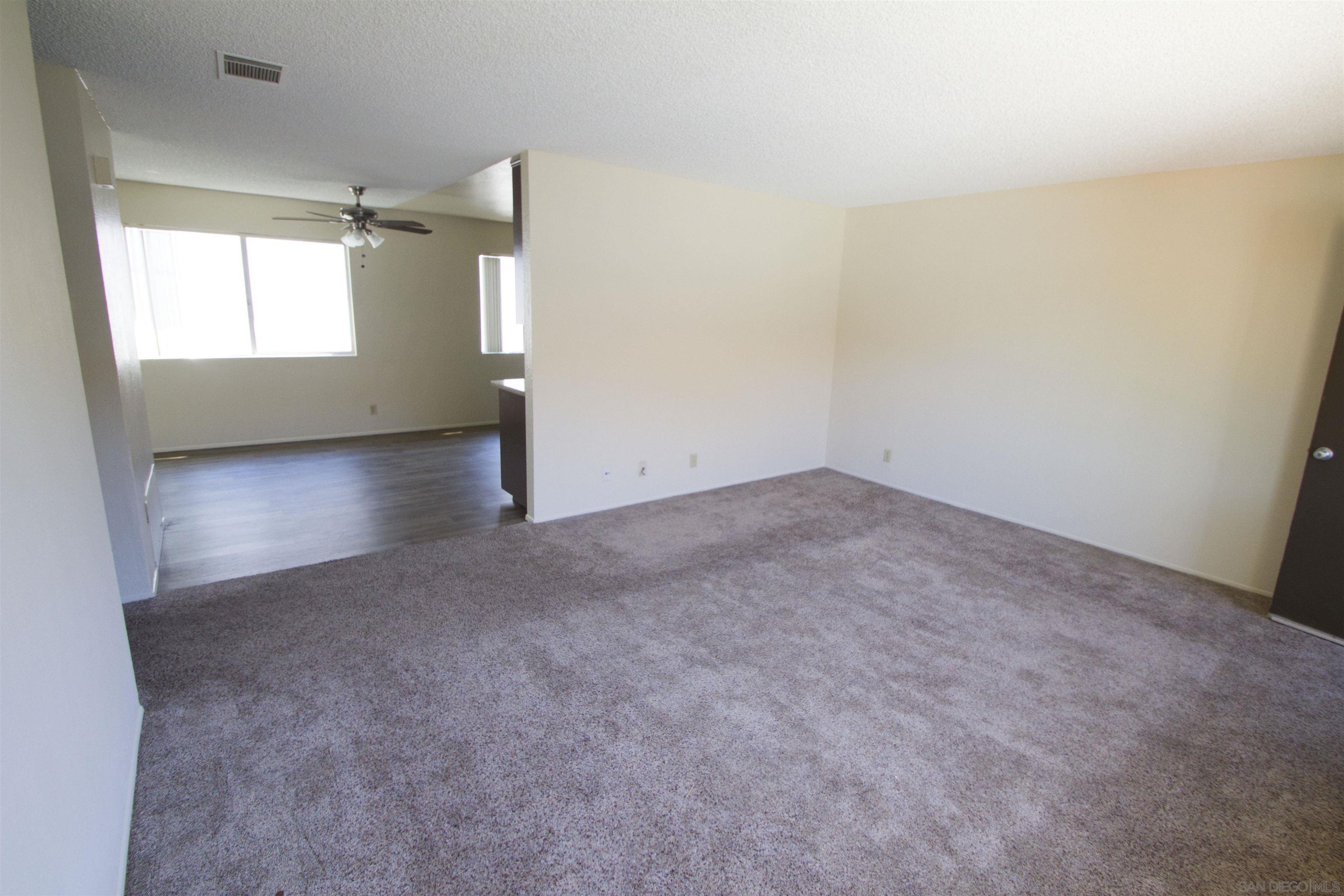 Detail Gallery Image 5 of 12 For 948  Chase Ave  I, El Cajon,  CA 92020 - 2 Beds | 1 Baths