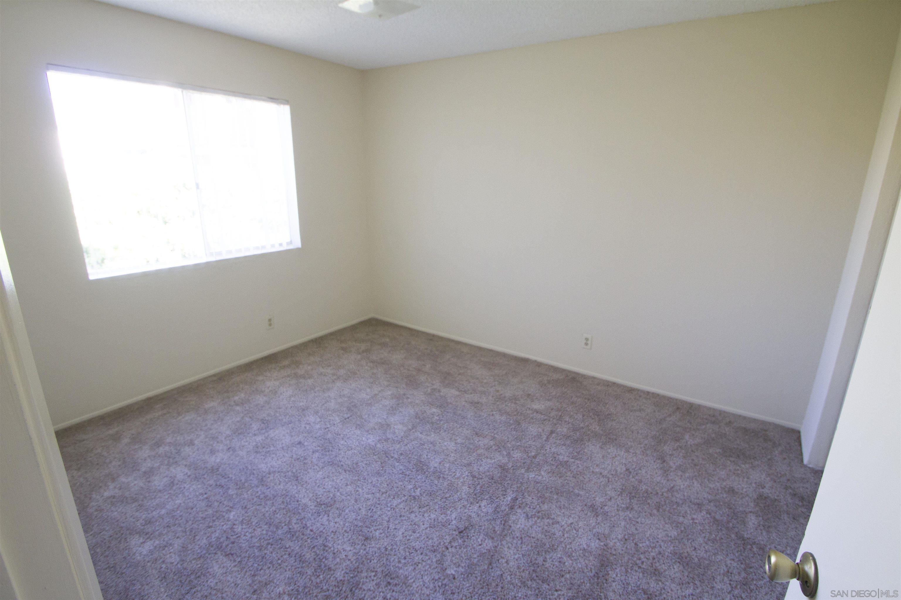 Detail Gallery Image 8 of 12 For 948  Chase Ave  I, El Cajon,  CA 92020 - 2 Beds | 1 Baths