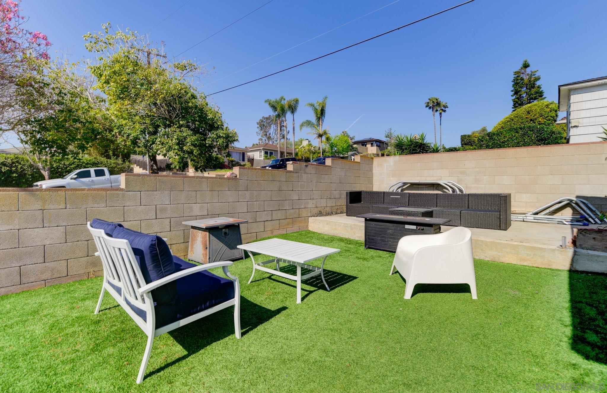 Detail Gallery Image 16 of 30 For 1654  Catalina Blvd, San Diego,  CA 92107 - 3 Beds | 2 Baths