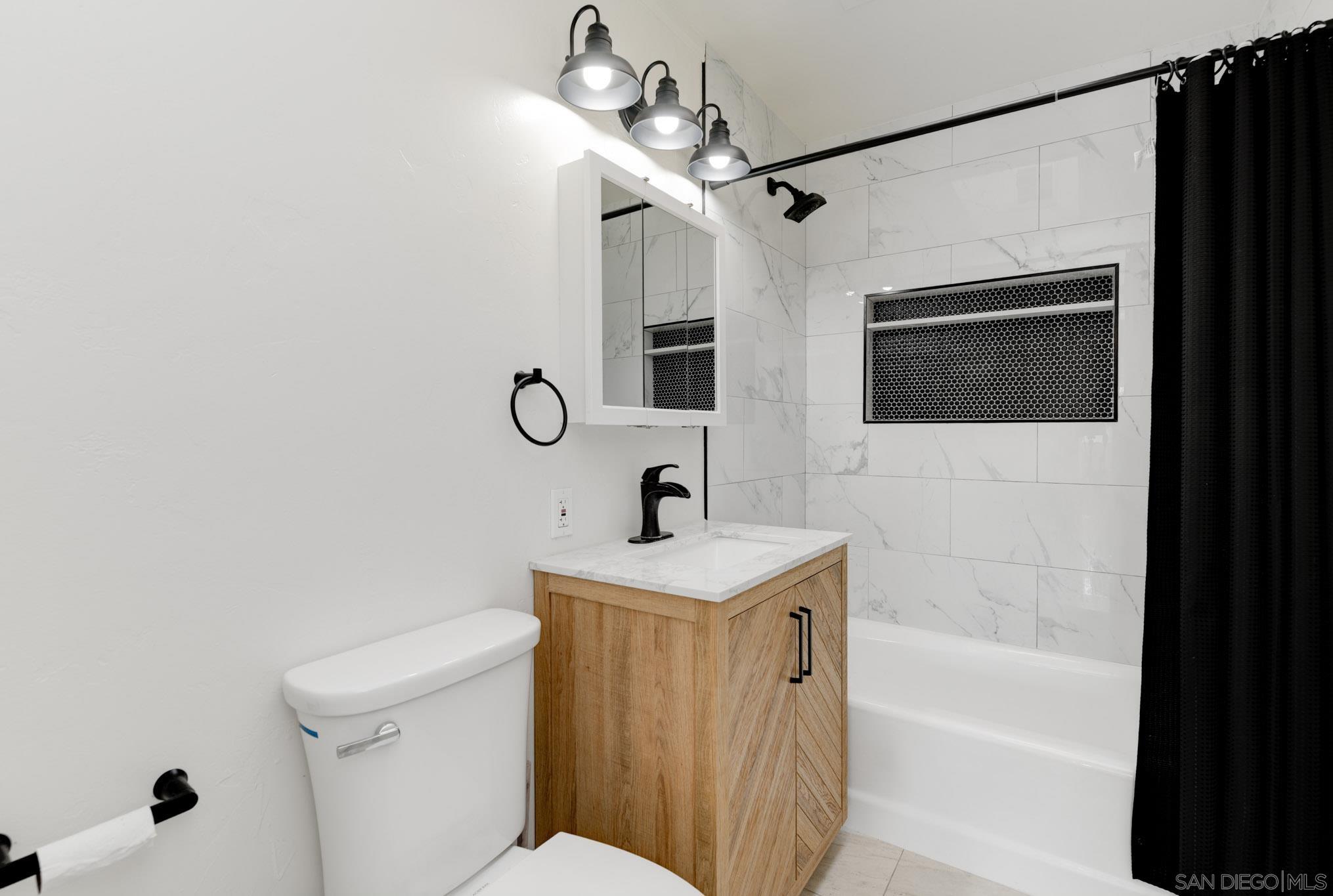 Detail Gallery Image 27 of 30 For 1654  Catalina Blvd, San Diego,  CA 92107 - 3 Beds | 2 Baths