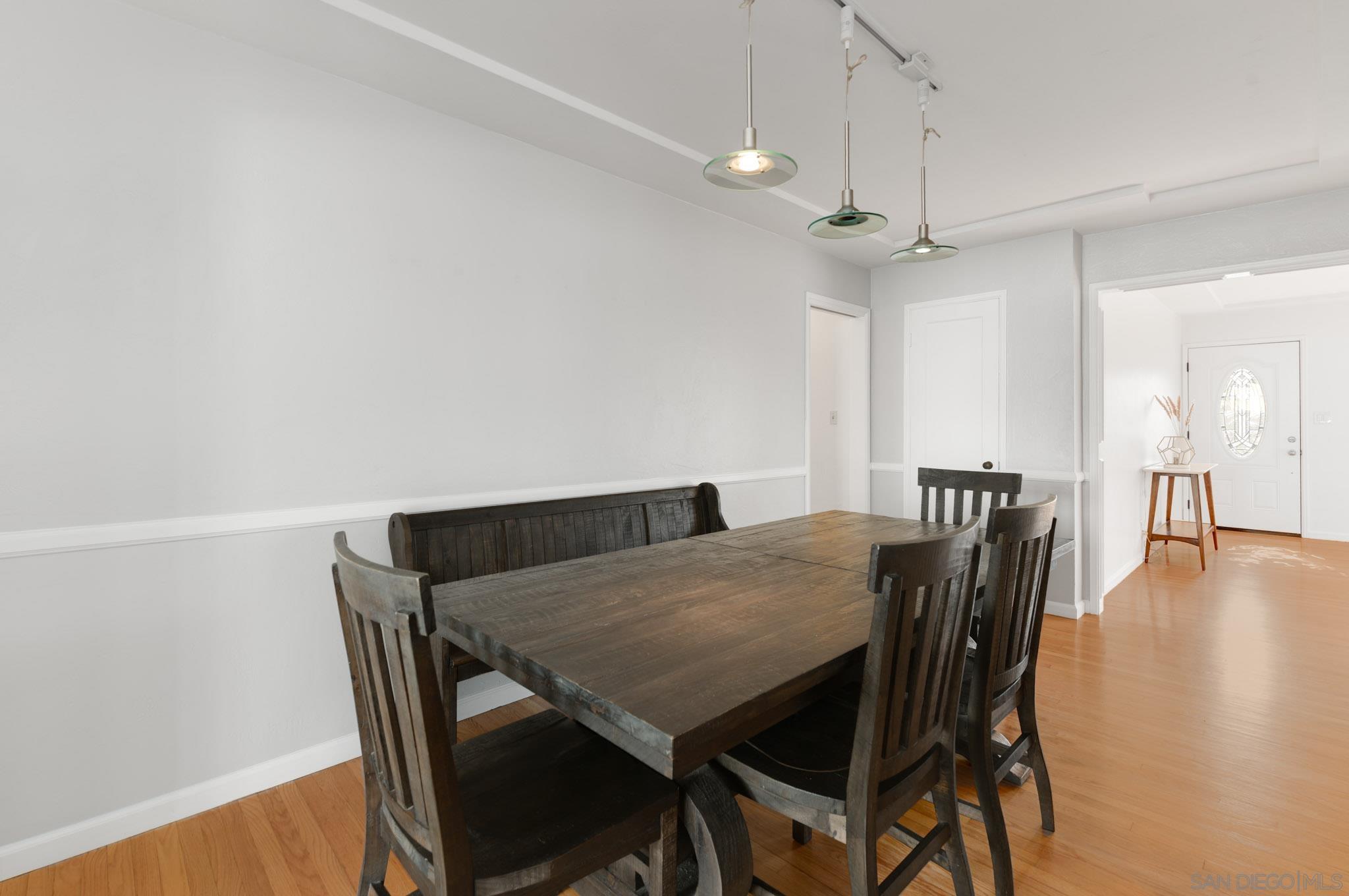 Detail Gallery Image 6 of 30 For 1654  Catalina Blvd, San Diego,  CA 92107 - 3 Beds | 2 Baths