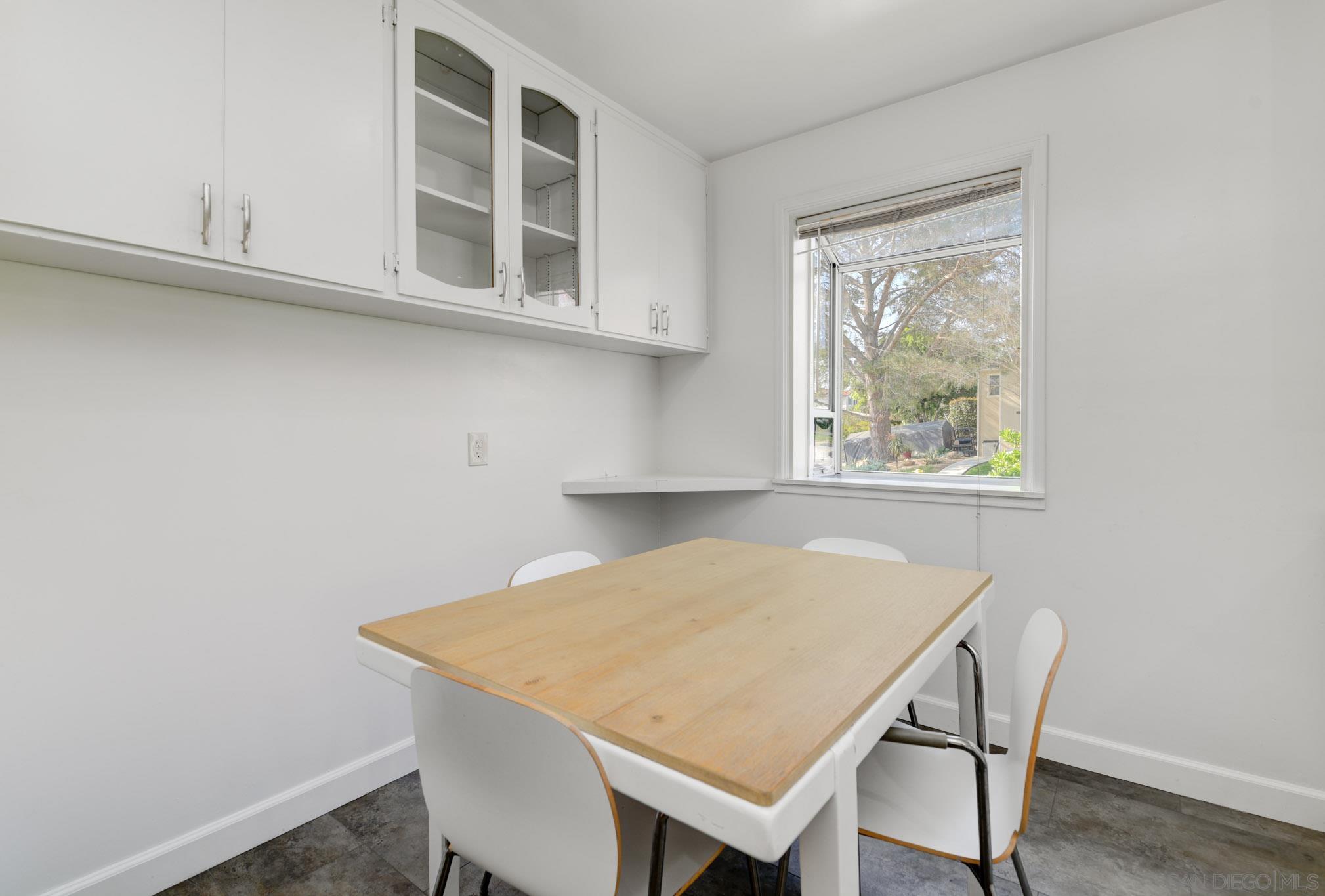 Detail Gallery Image 8 of 30 For 1654  Catalina Blvd, San Diego,  CA 92107 - 3 Beds | 2 Baths