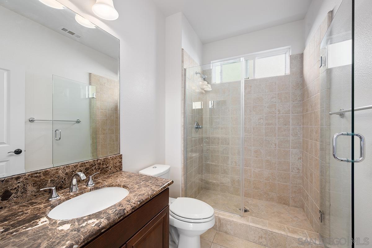 Detail Gallery Image 21 of 51 For 6275  Silver Bush Creek St, San Diego,  CA 92130 - 4 Beds | 3 Baths