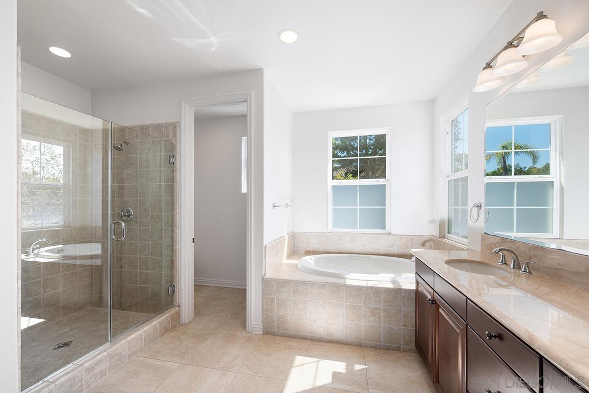 Detail Gallery Image 30 of 51 For 6275  Silver Bush Creek St, San Diego,  CA 92130 - 4 Beds | 3 Baths