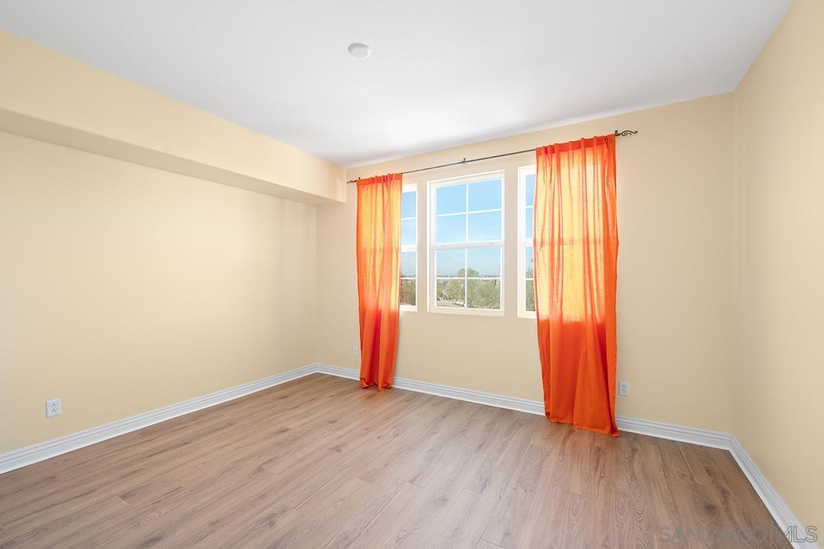 Detail Gallery Image 32 of 51 For 6275  Silver Bush Creek St, San Diego,  CA 92130 - 4 Beds | 3 Baths