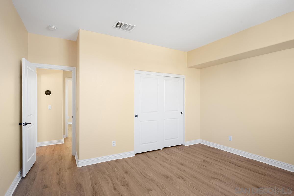 Detail Gallery Image 33 of 51 For 6275  Silver Bush Creek St, San Diego,  CA 92130 - 4 Beds | 3 Baths