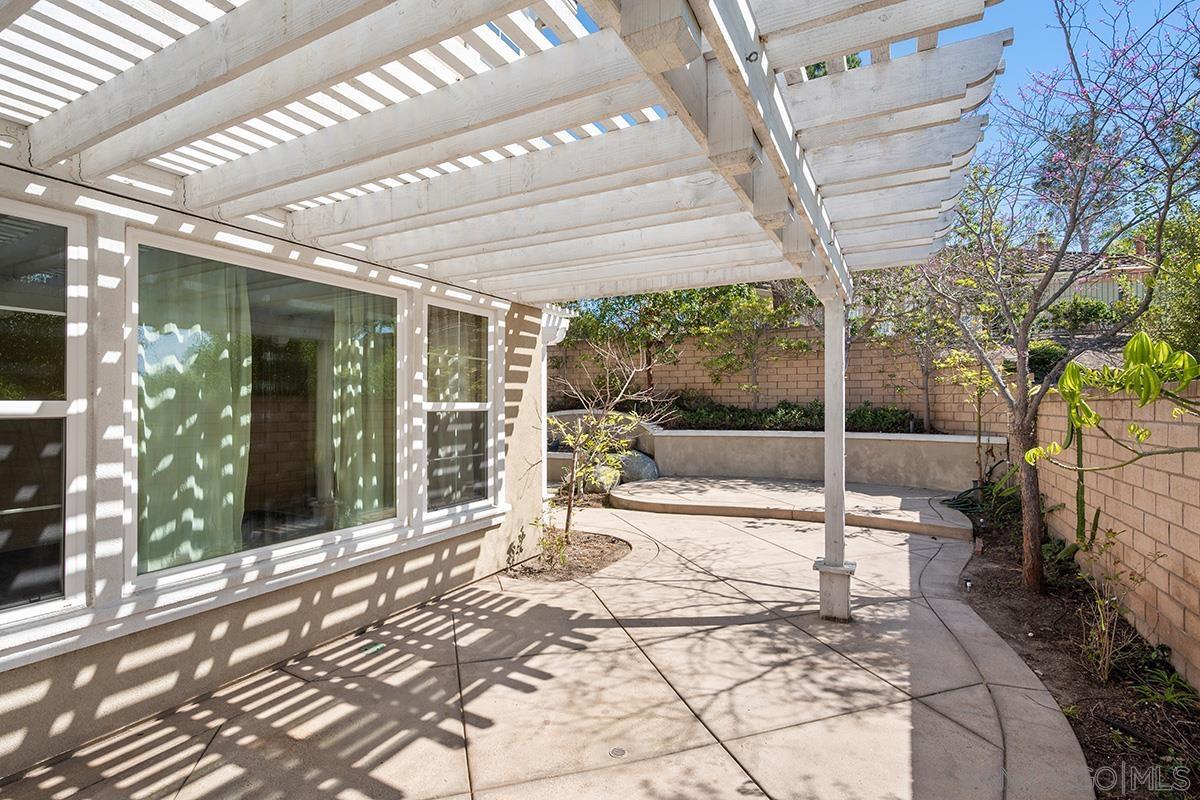 Detail Gallery Image 39 of 51 For 6275  Silver Bush Creek St, San Diego,  CA 92130 - 4 Beds | 3 Baths