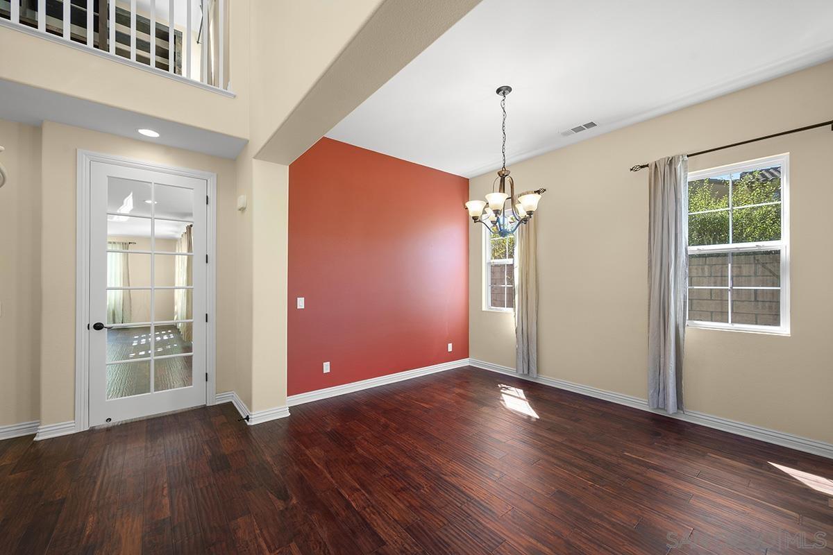 Detail Gallery Image 10 of 51 For 6275  Silver Bush Creek St, San Diego,  CA 92130 - 4 Beds | 3 Baths