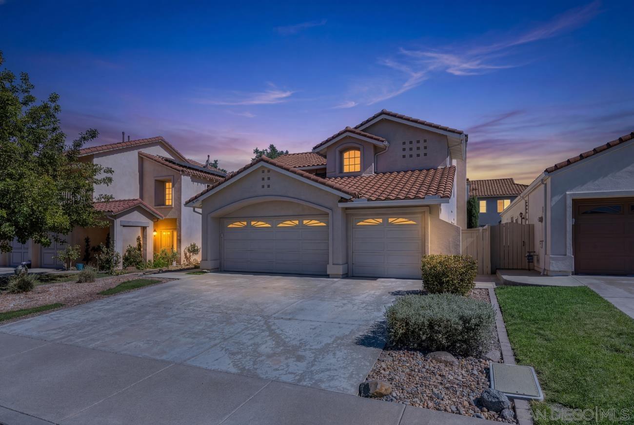 Detail Gallery Image 2 of 40 For 32143  Paseo San Esteban, Temecula,  CA 92592 - 5 Beds | 3 Baths