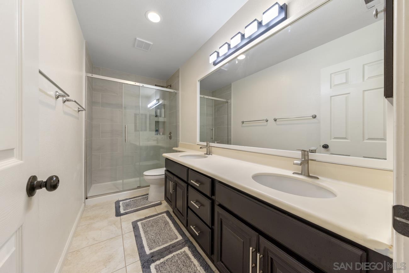 Detail Gallery Image 32 of 40 For 32143  Paseo San Esteban, Temecula,  CA 92592 - 5 Beds | 3 Baths