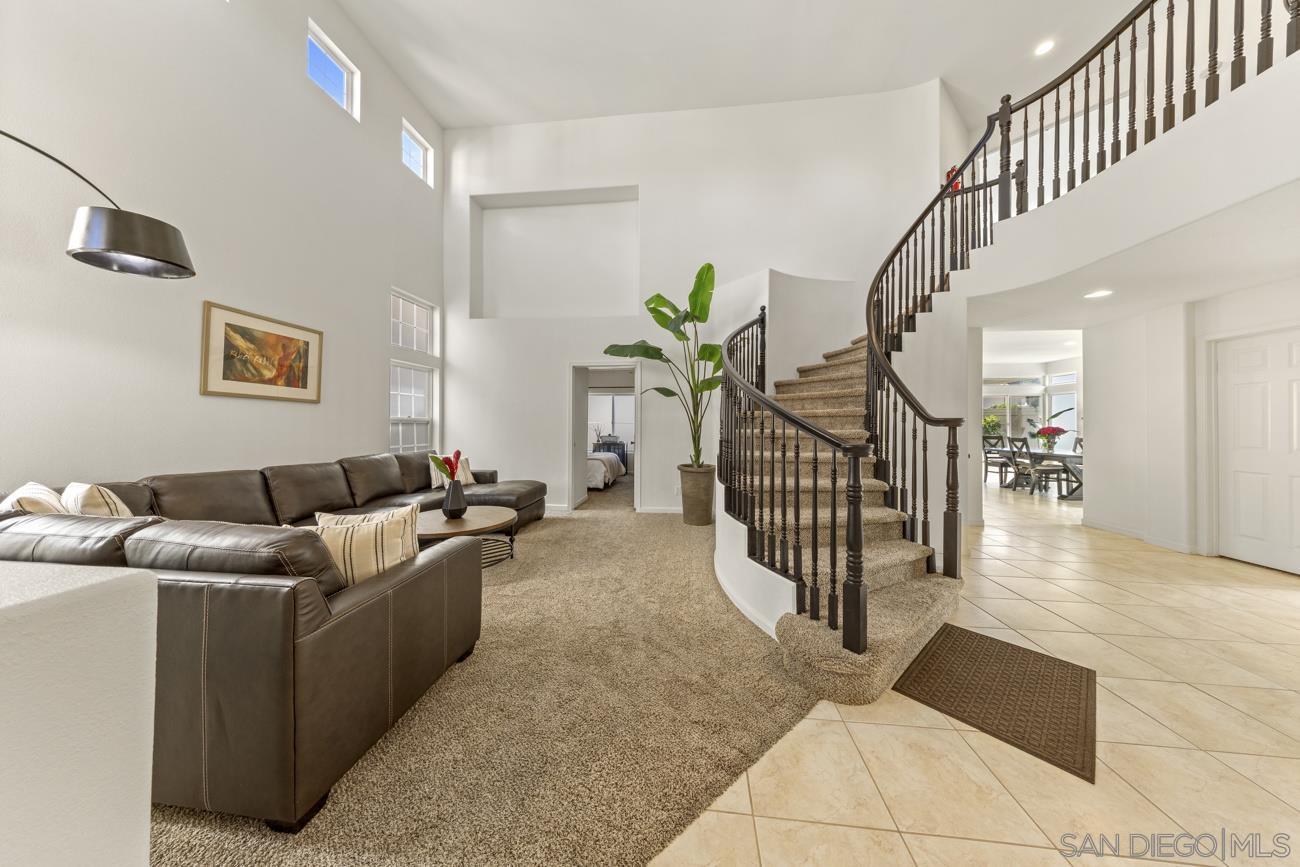 Detail Gallery Image 8 of 40 For 32143  Paseo San Esteban, Temecula,  CA 92592 - 5 Beds | 3 Baths