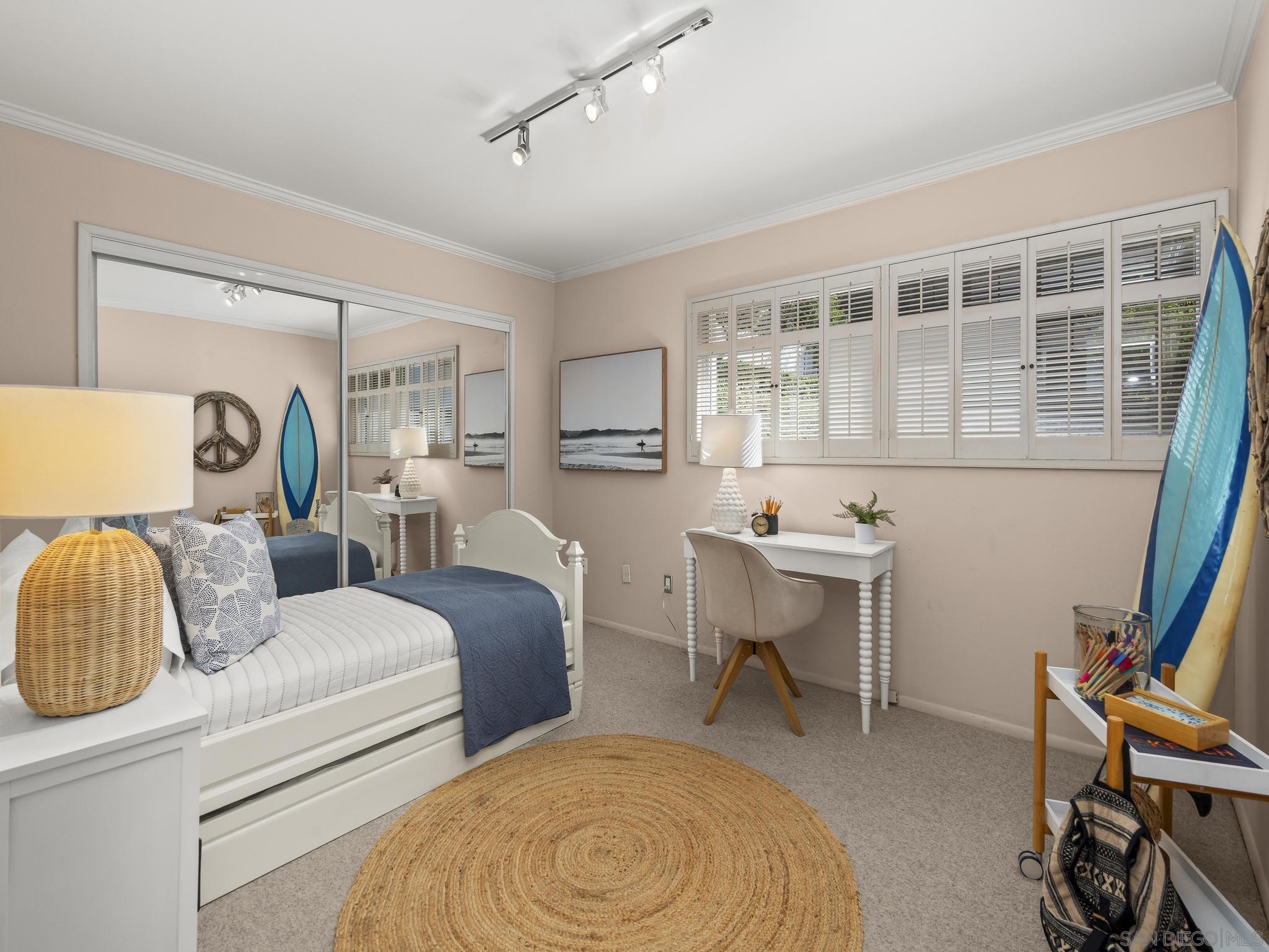 Detail Gallery Image 48 of 65 For 7753  via Capri, La Jolla,  CA 92037 - 5 Beds | 3/1 Baths