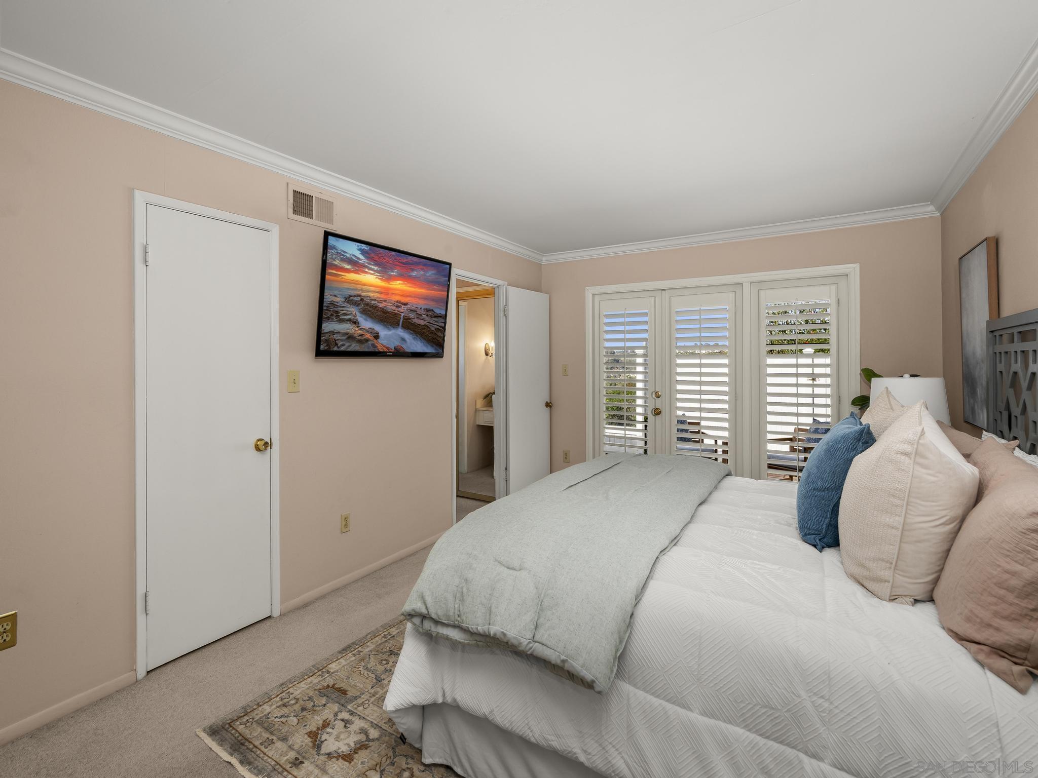 Detail Gallery Image 50 of 65 For 7753  via Capri, La Jolla,  CA 92037 - 5 Beds | 3/1 Baths