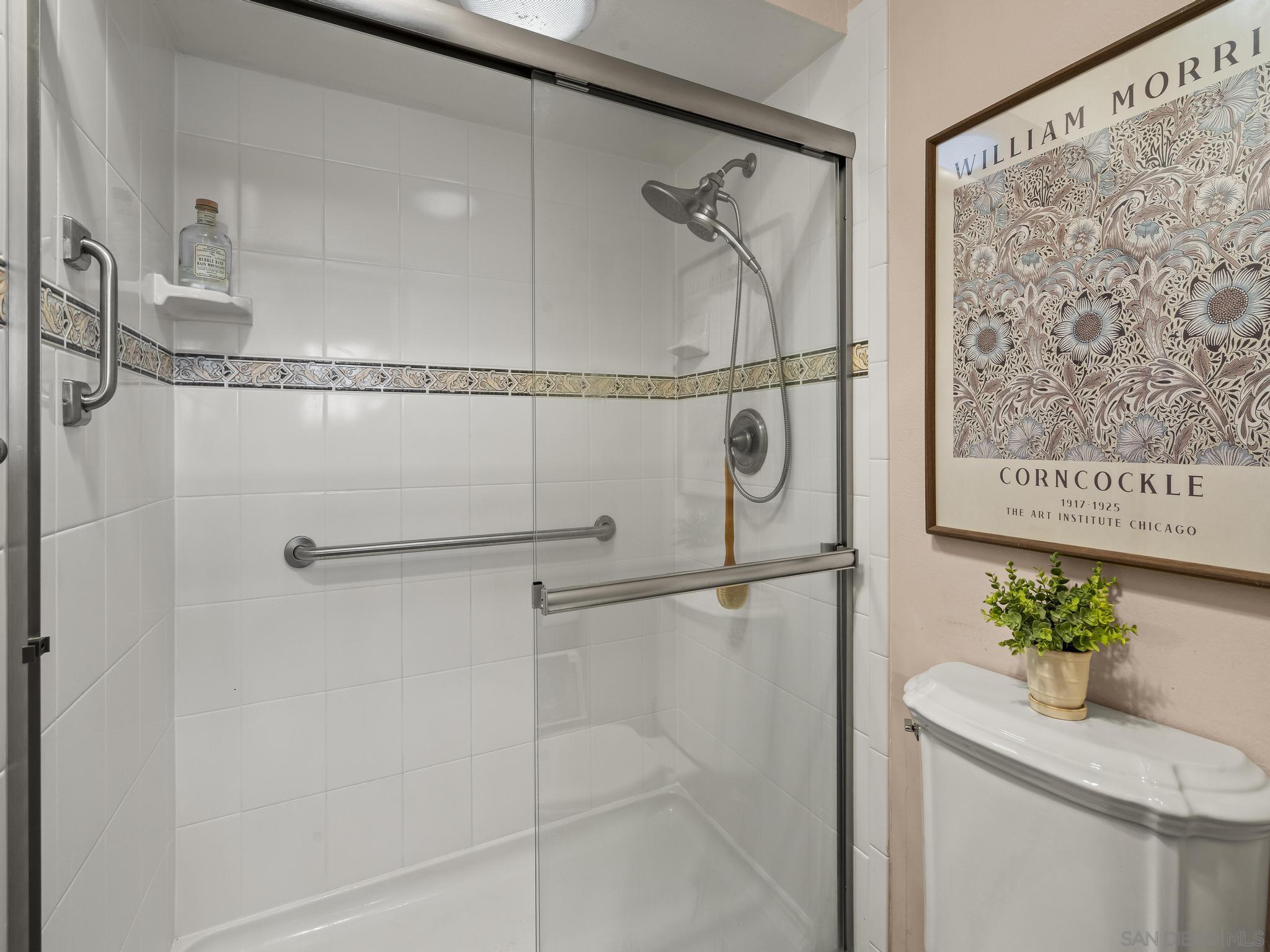 Detail Gallery Image 54 of 65 For 7753  via Capri, La Jolla,  CA 92037 - 5 Beds | 3/1 Baths