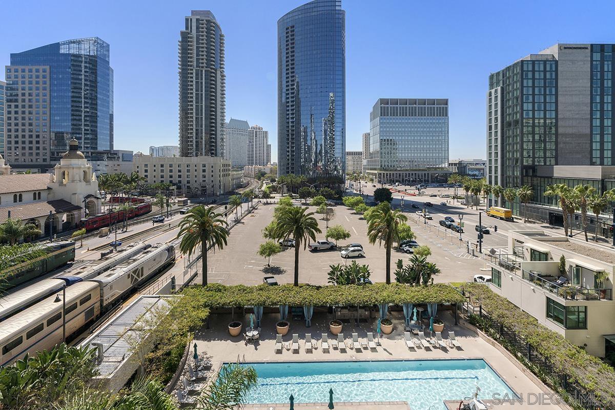 Detail Gallery Image 16 of 66 For 1199  Pacific Hwy  #704,  San Diego,  CA 92101 - 2 Beds | 2 Baths