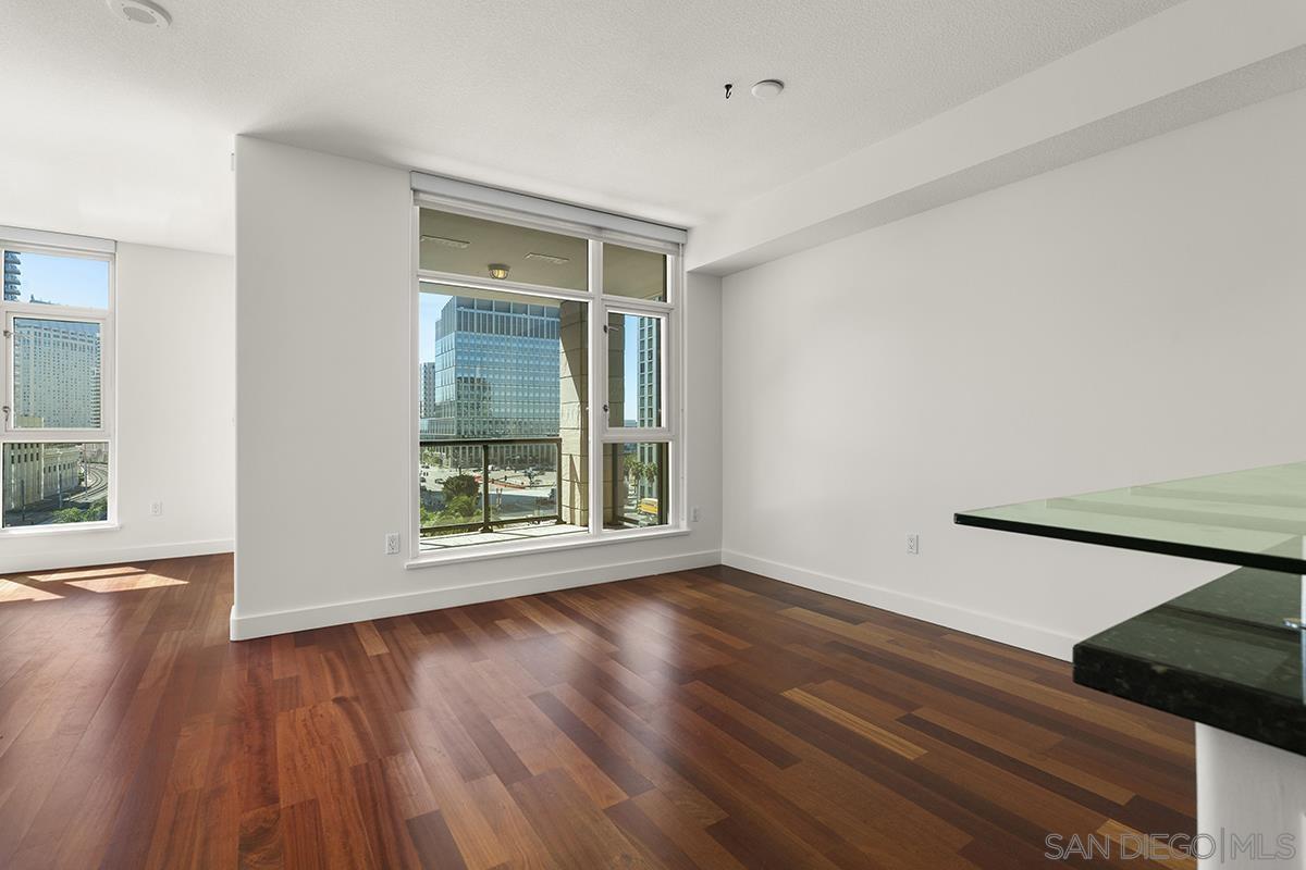 Detail Gallery Image 27 of 72 For 1199  Pacific Hwy  #704,  San Diego,  CA 92101 - 2 Beds | 2 Baths