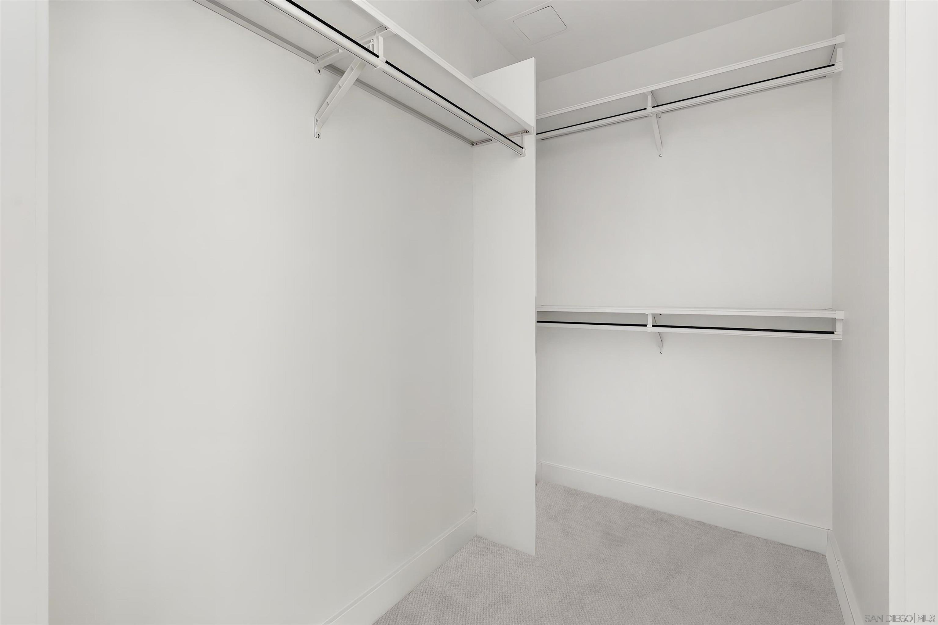 Detail Gallery Image 40 of 72 For 1199  Pacific Hwy  #704,  San Diego,  CA 92101 - 2 Beds | 2 Baths