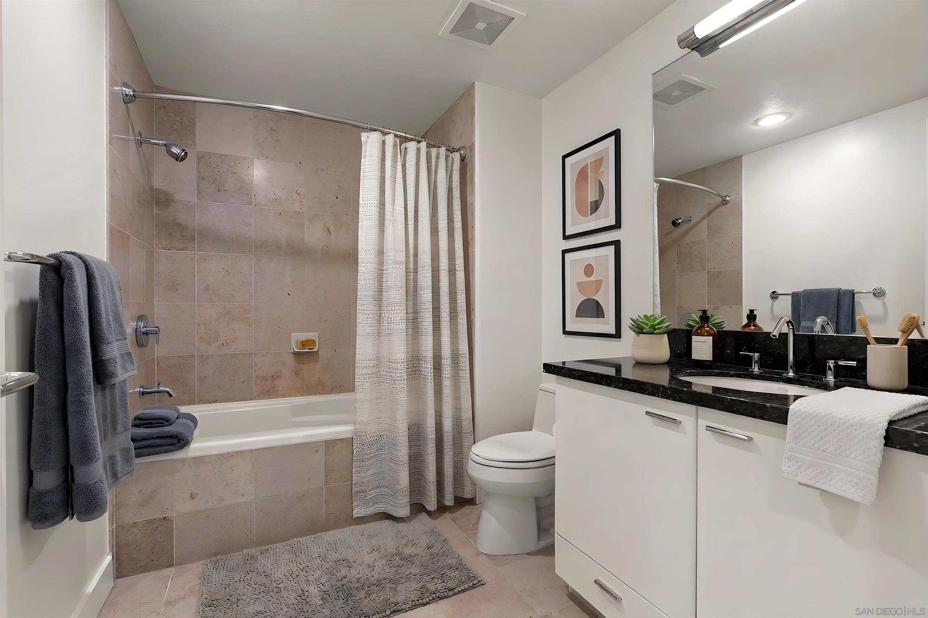 Detail Gallery Image 46 of 66 For 1199  Pacific Hwy  #704,  San Diego,  CA 92101 - 2 Beds | 2 Baths