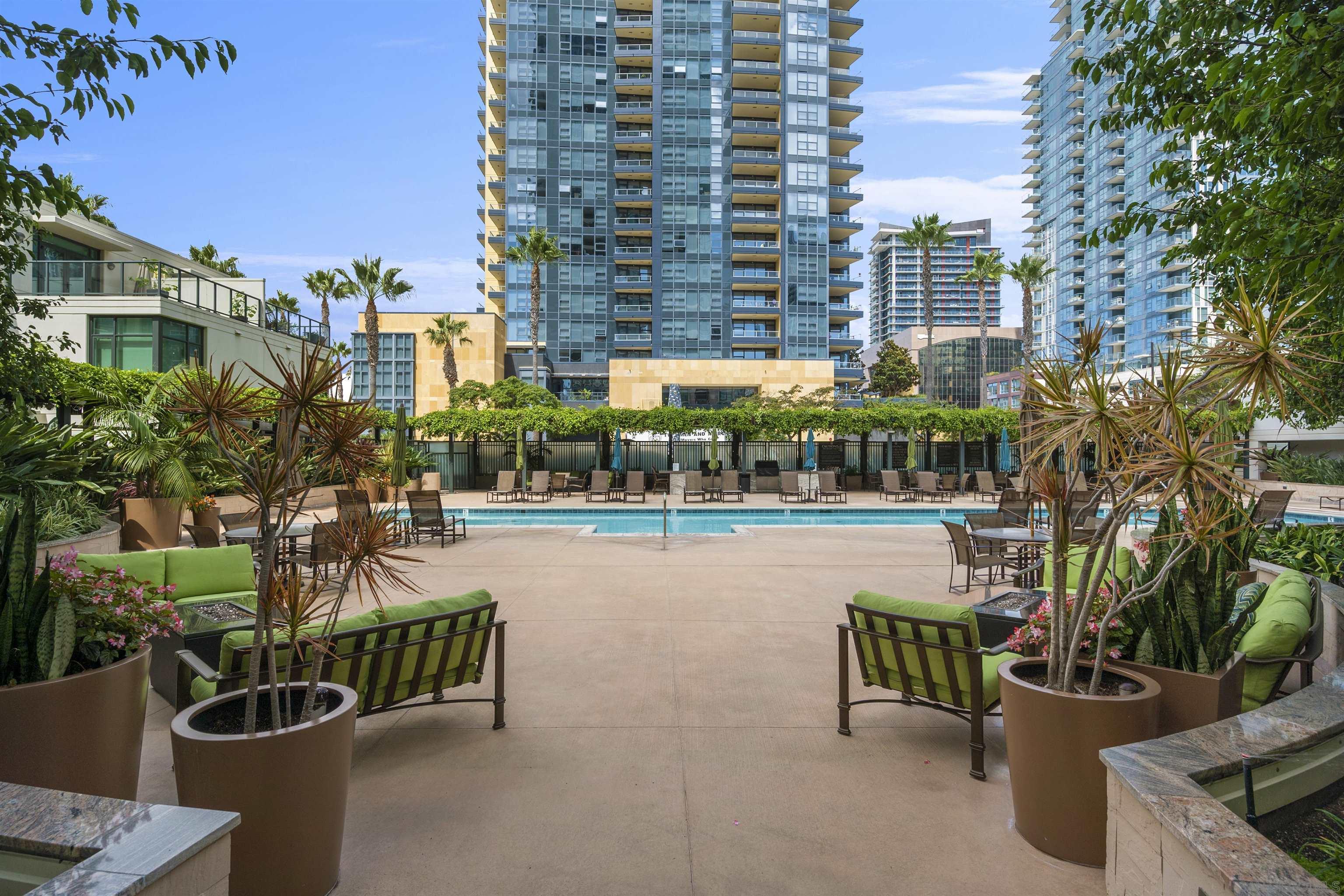 Detail Gallery Image 59 of 72 For 1199  Pacific Hwy  #704,  San Diego,  CA 92101 - 2 Beds | 2 Baths