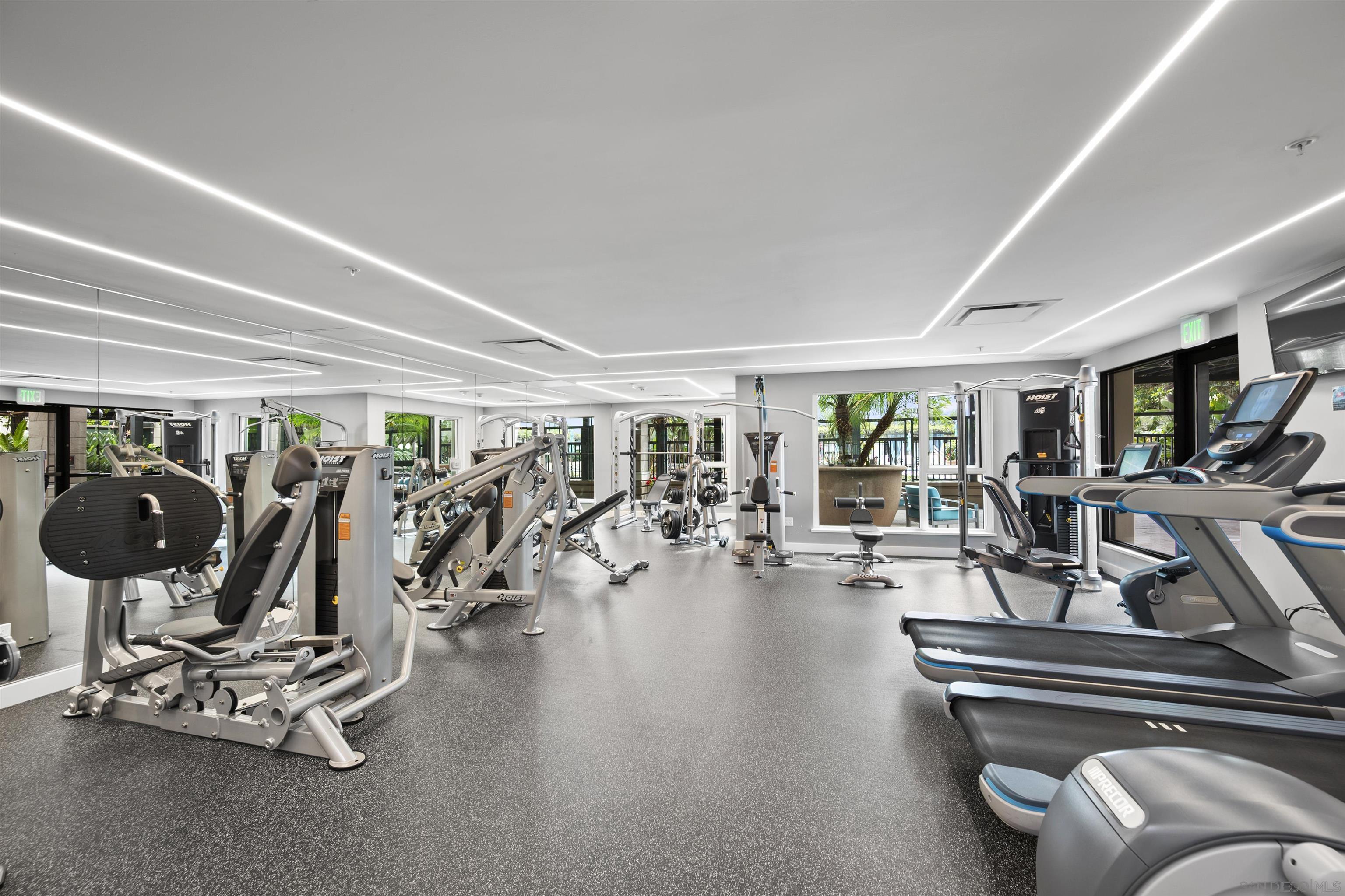 Detail Gallery Image 72 of 72 For 1199  Pacific Hwy  #704,  San Diego,  CA 92101 - 2 Beds | 2 Baths