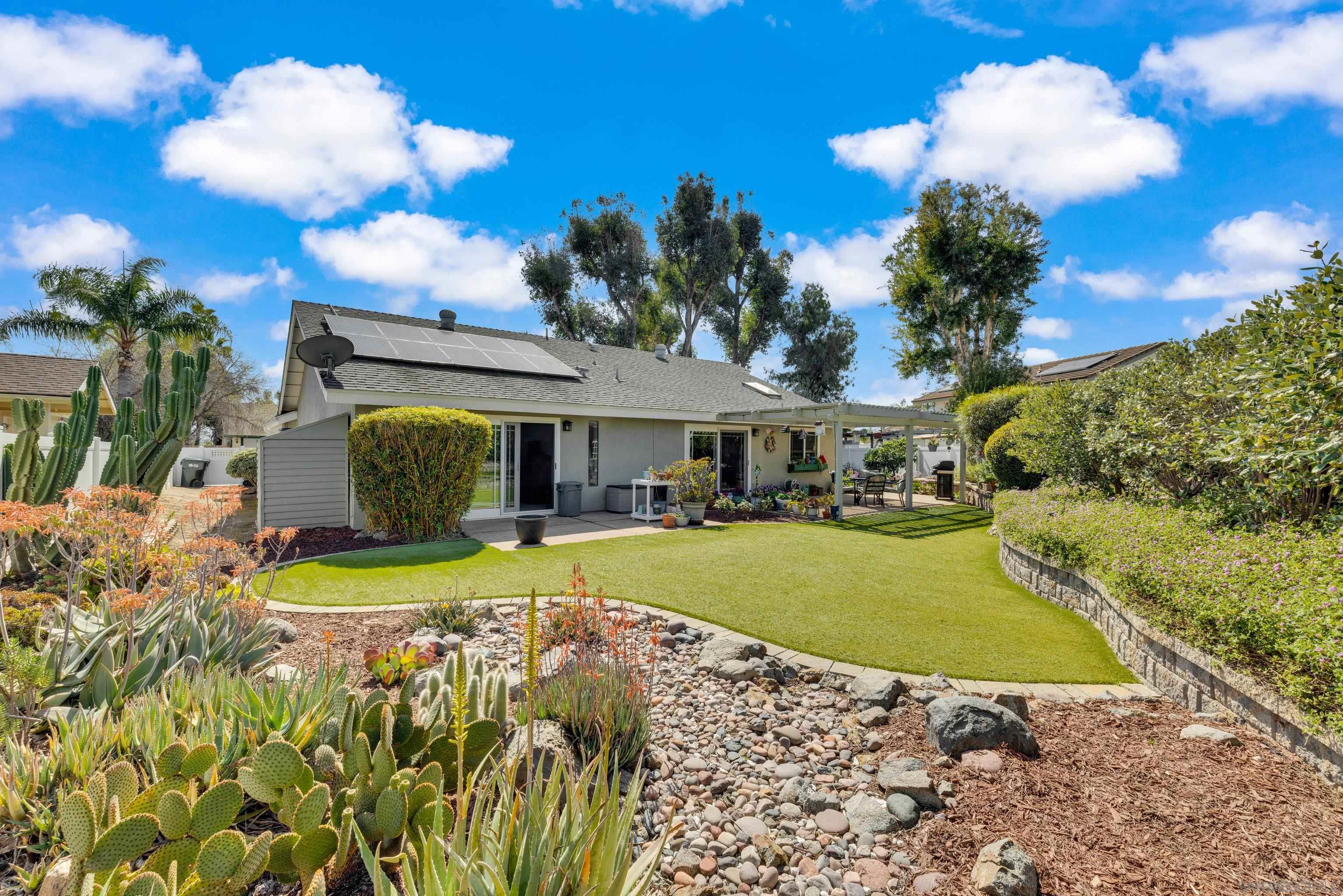 Detail Gallery Image 5 of 52 For 810  Madison Ave, Escondido,  CA 92026 - 4 Beds | 2 Baths