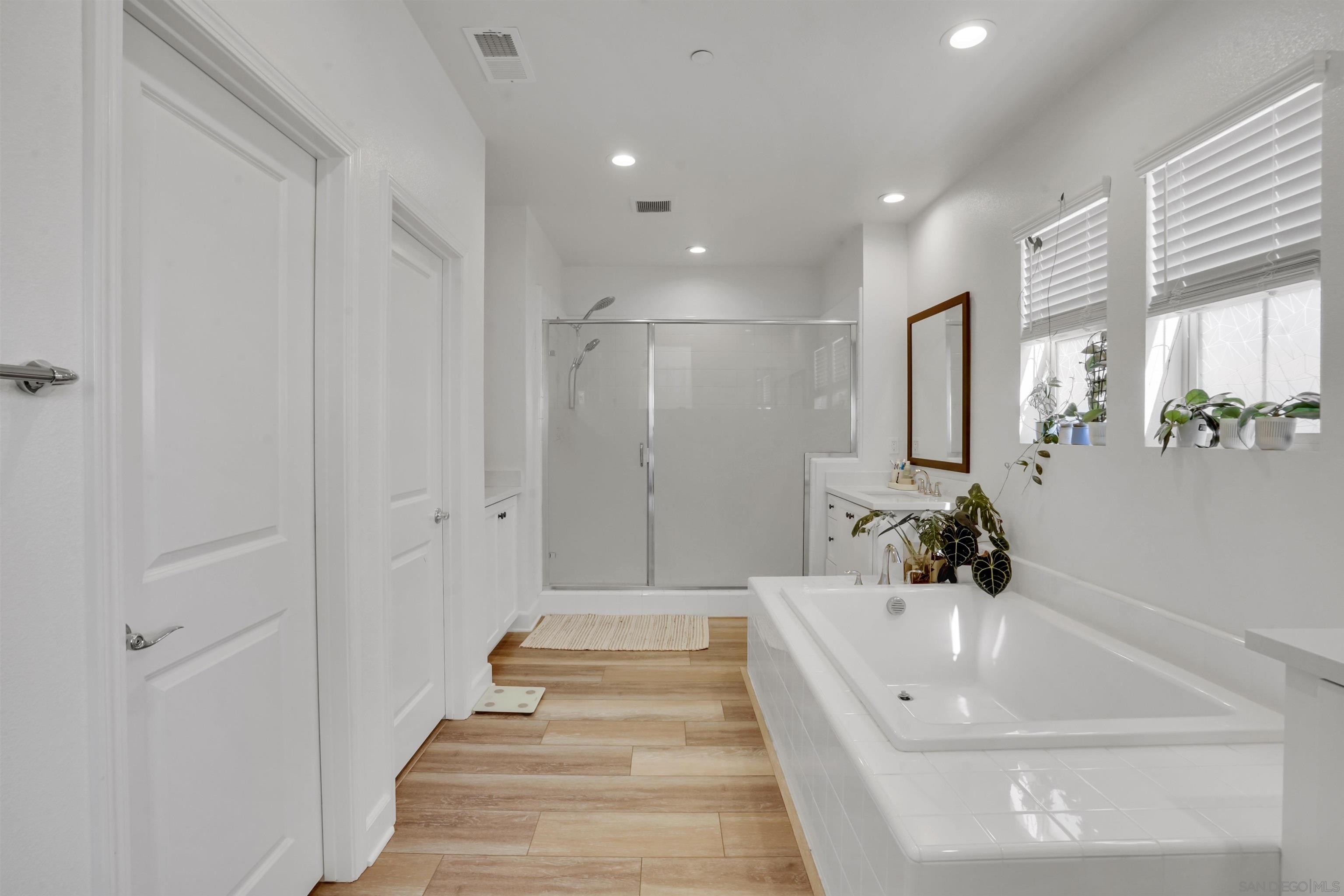 Detail Gallery Image 20 of 60 For 1246  Camino Prado, Chula Vista,  CA 91913 - 4 Beds | 3/1 Baths