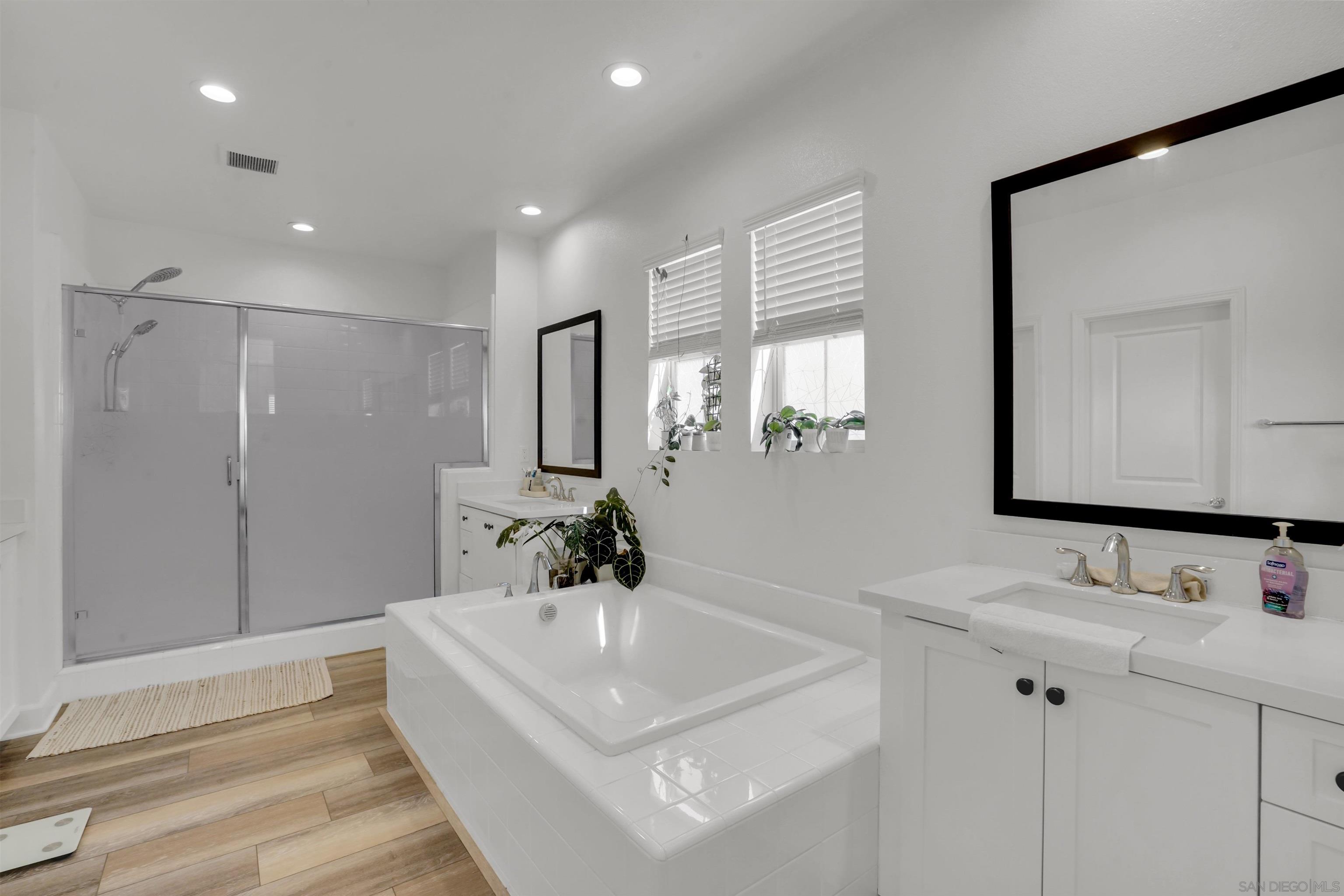 Detail Gallery Image 21 of 60 For 1246  Camino Prado, Chula Vista,  CA 91913 - 4 Beds | 3/1 Baths