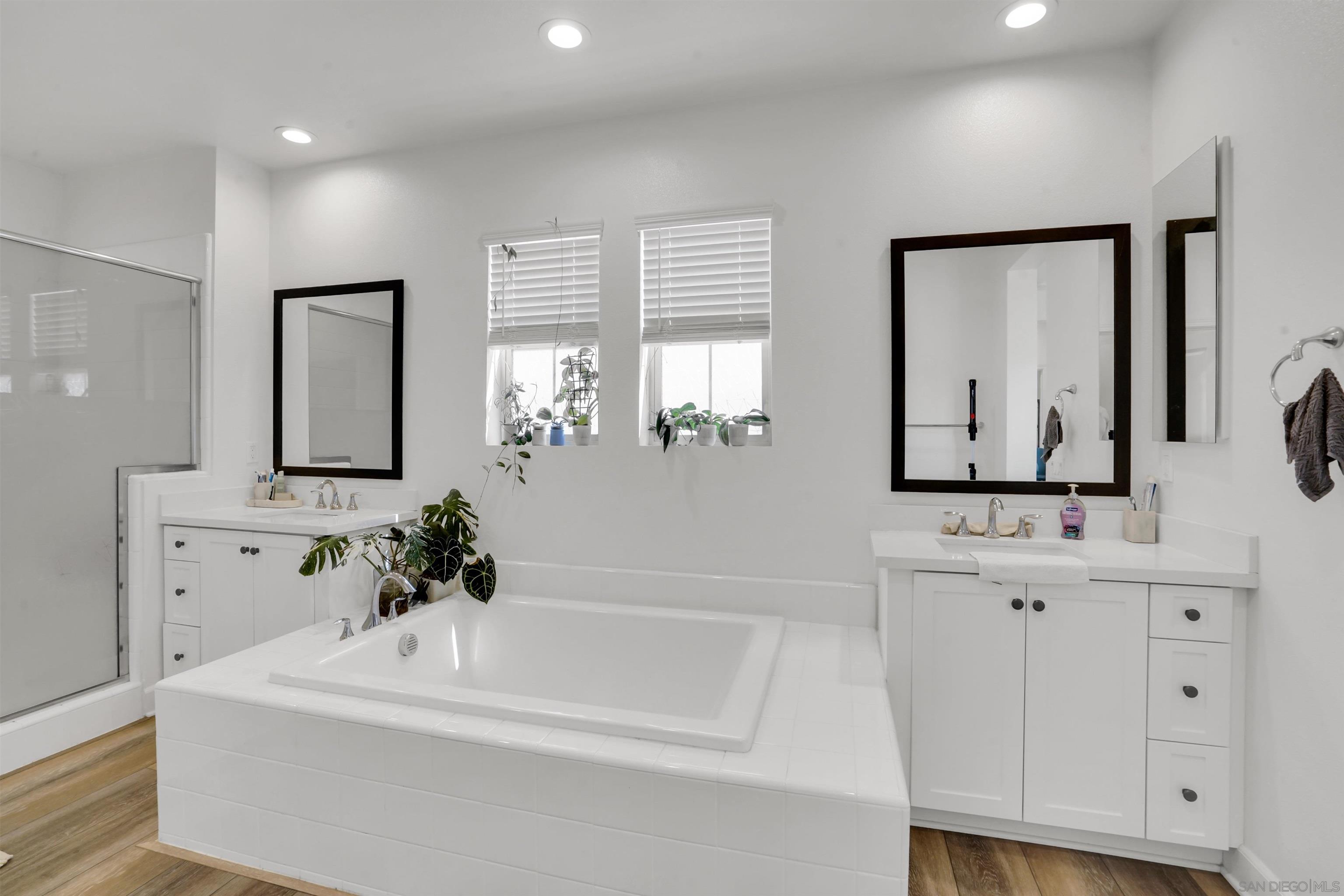 Detail Gallery Image 22 of 60 For 1246  Camino Prado, Chula Vista,  CA 91913 - 4 Beds | 3/1 Baths