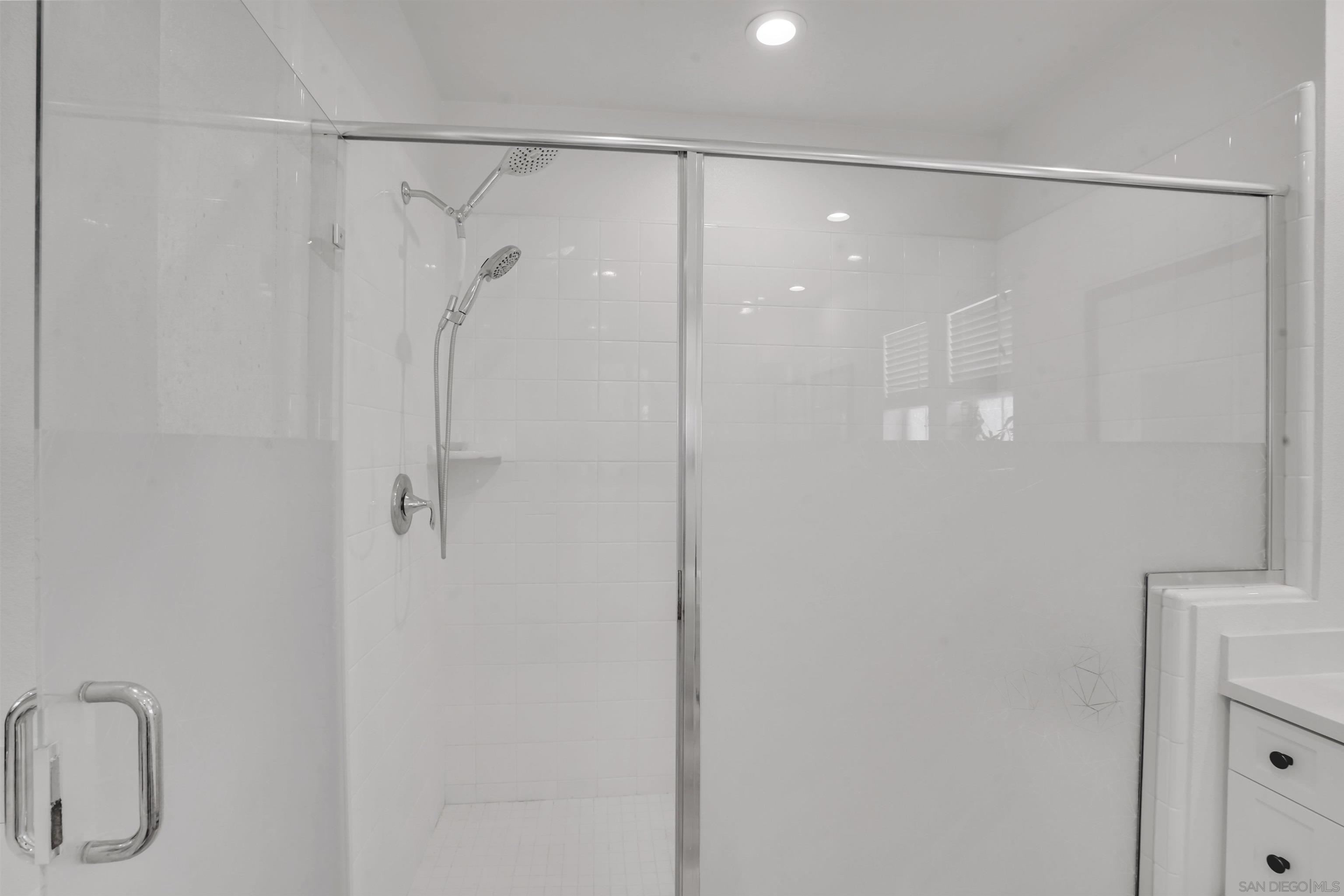 Detail Gallery Image 23 of 60 For 1246  Camino Prado, Chula Vista,  CA 91913 - 4 Beds | 3/1 Baths