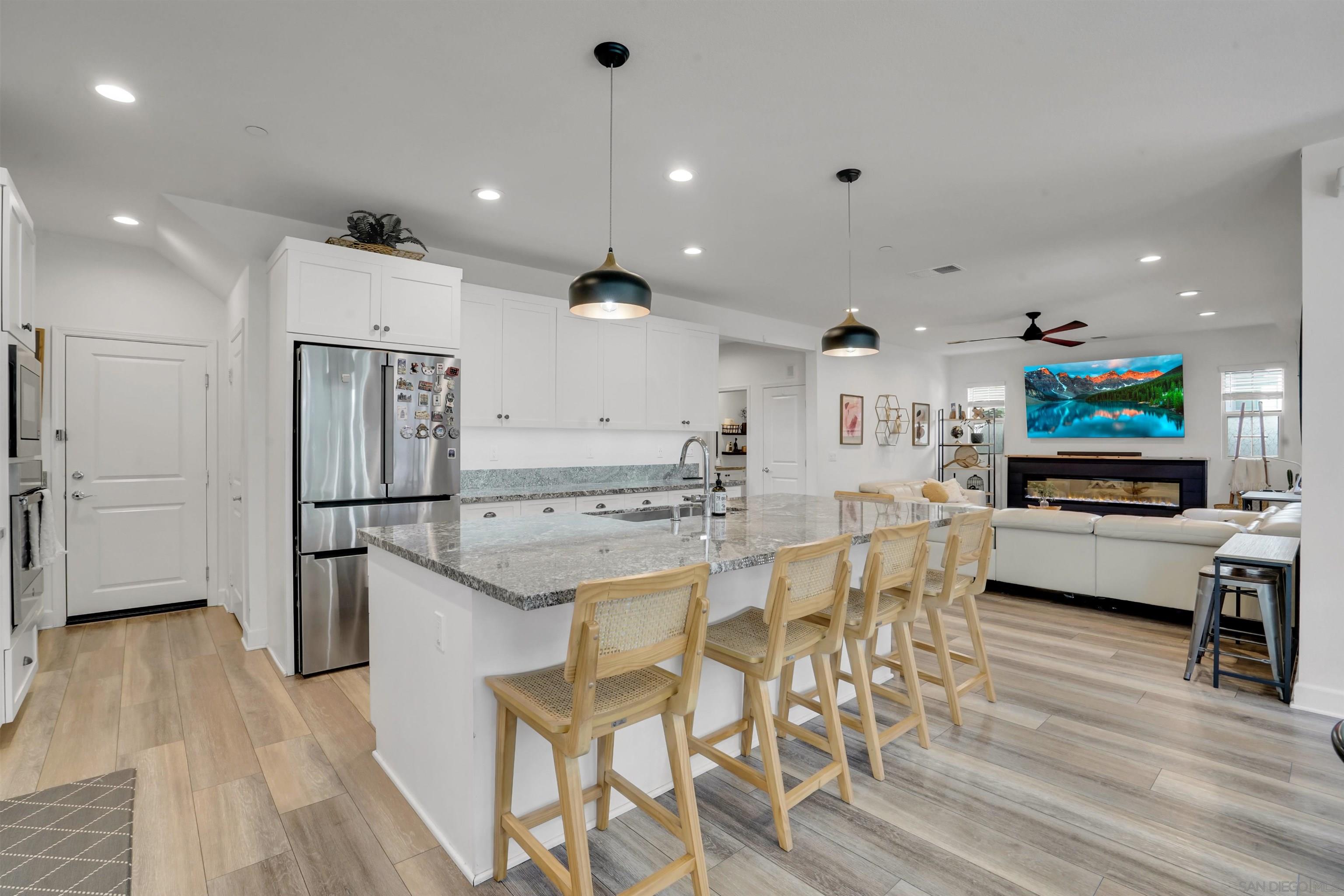 Detail Gallery Image 38 of 60 For 1246  Camino Prado, Chula Vista,  CA 91913 - 4 Beds | 3/1 Baths