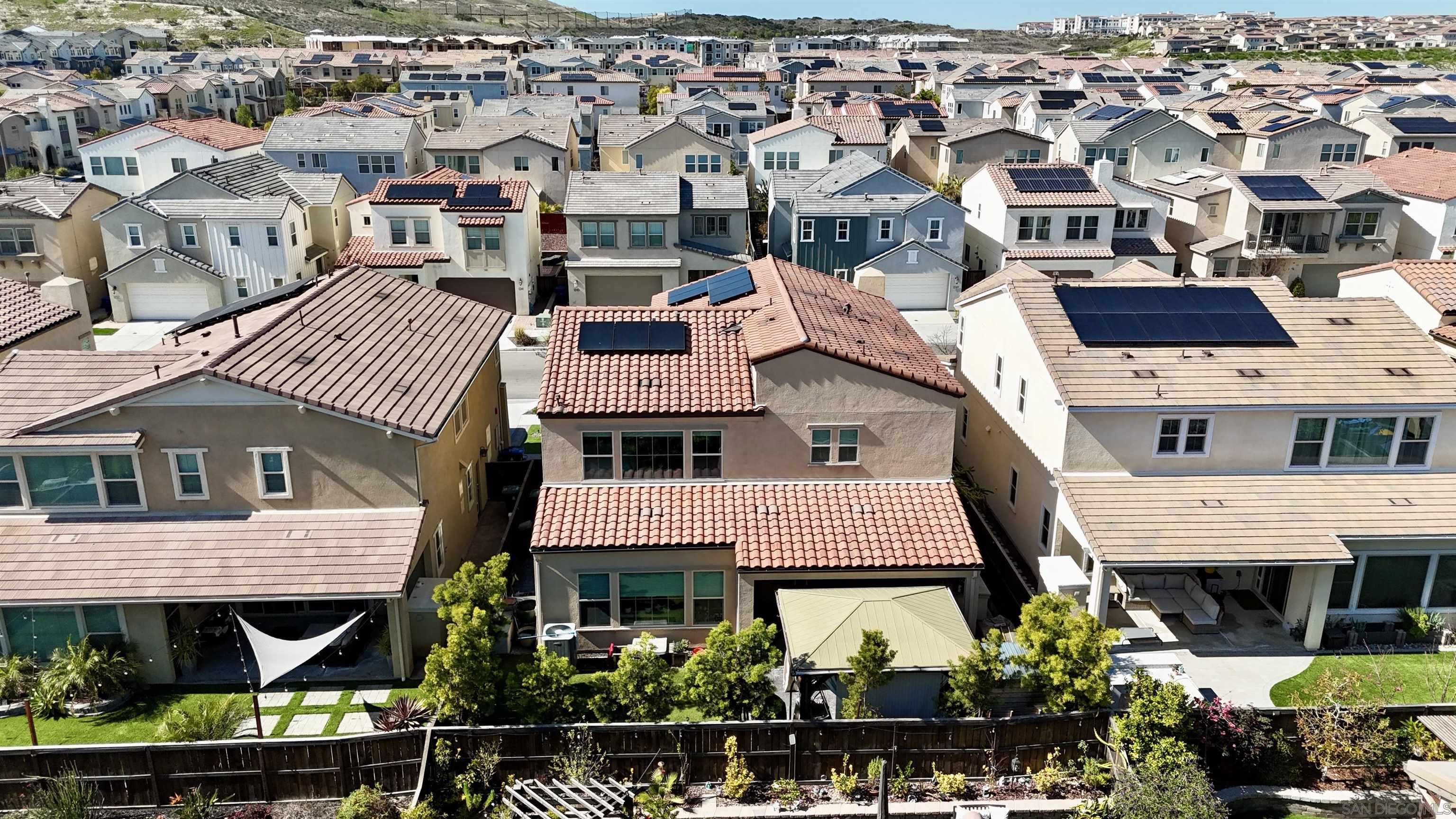 Detail Gallery Image 10 of 60 For 1246  Camino Prado, Chula Vista,  CA 91913 - 4 Beds | 3/1 Baths